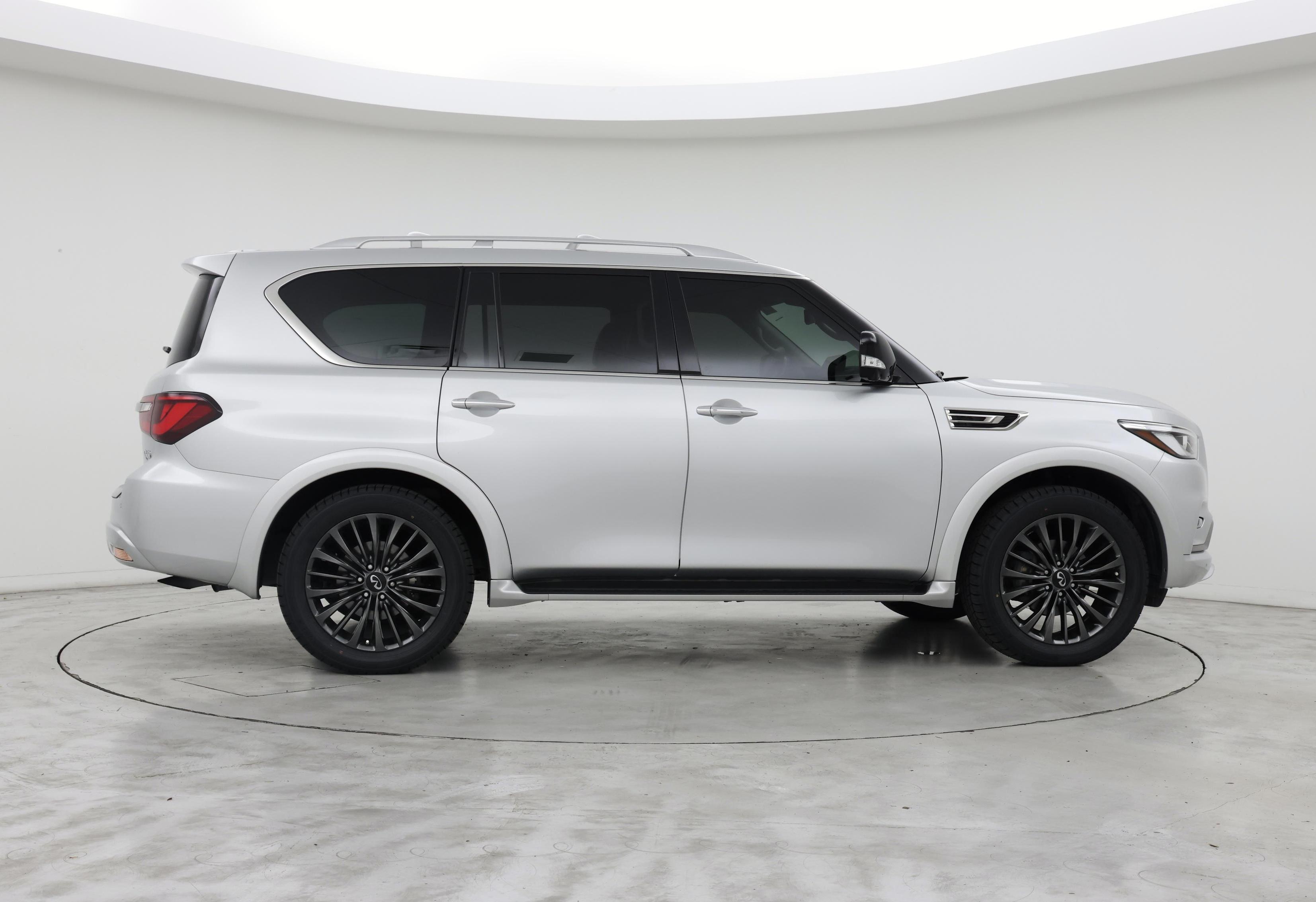 Thumbnail: 2022 INFINITI QX80 - 7