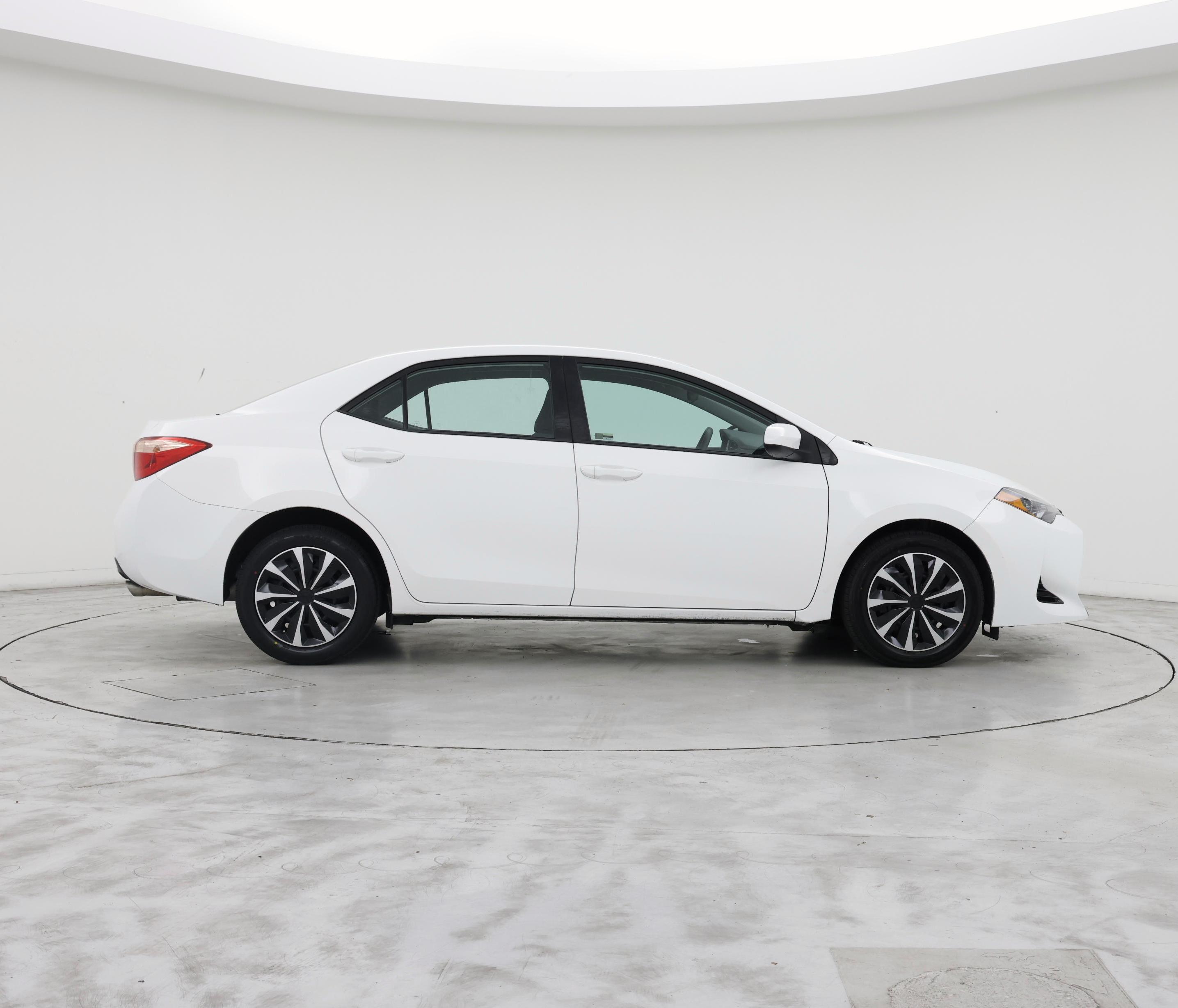 Thumbnail: 2018 Toyota Corolla - 7