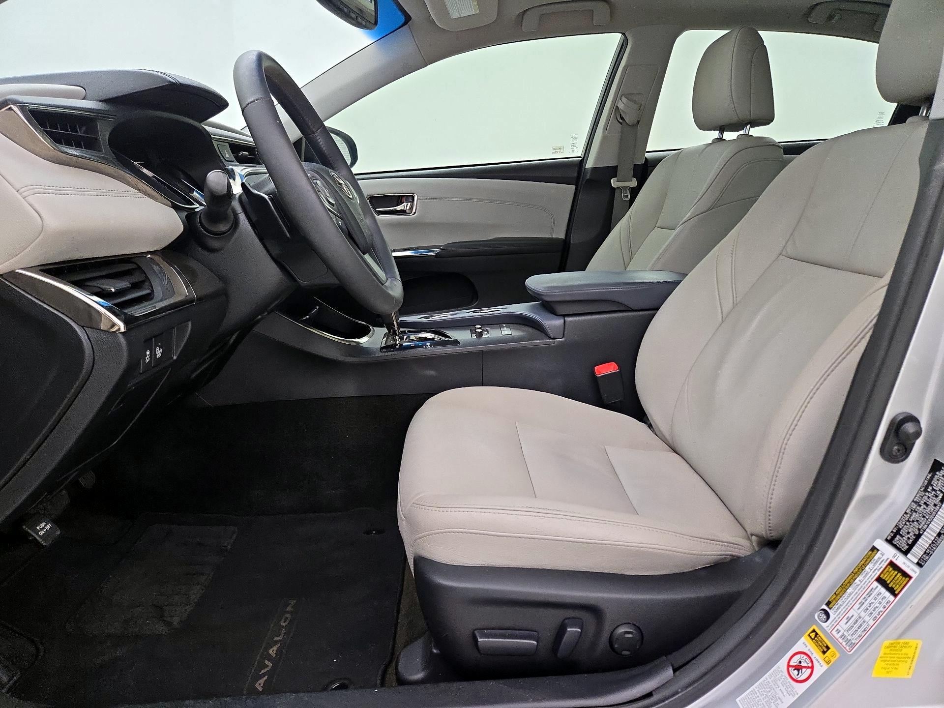 Thumbnail: 2013 Toyota Avalon - 11