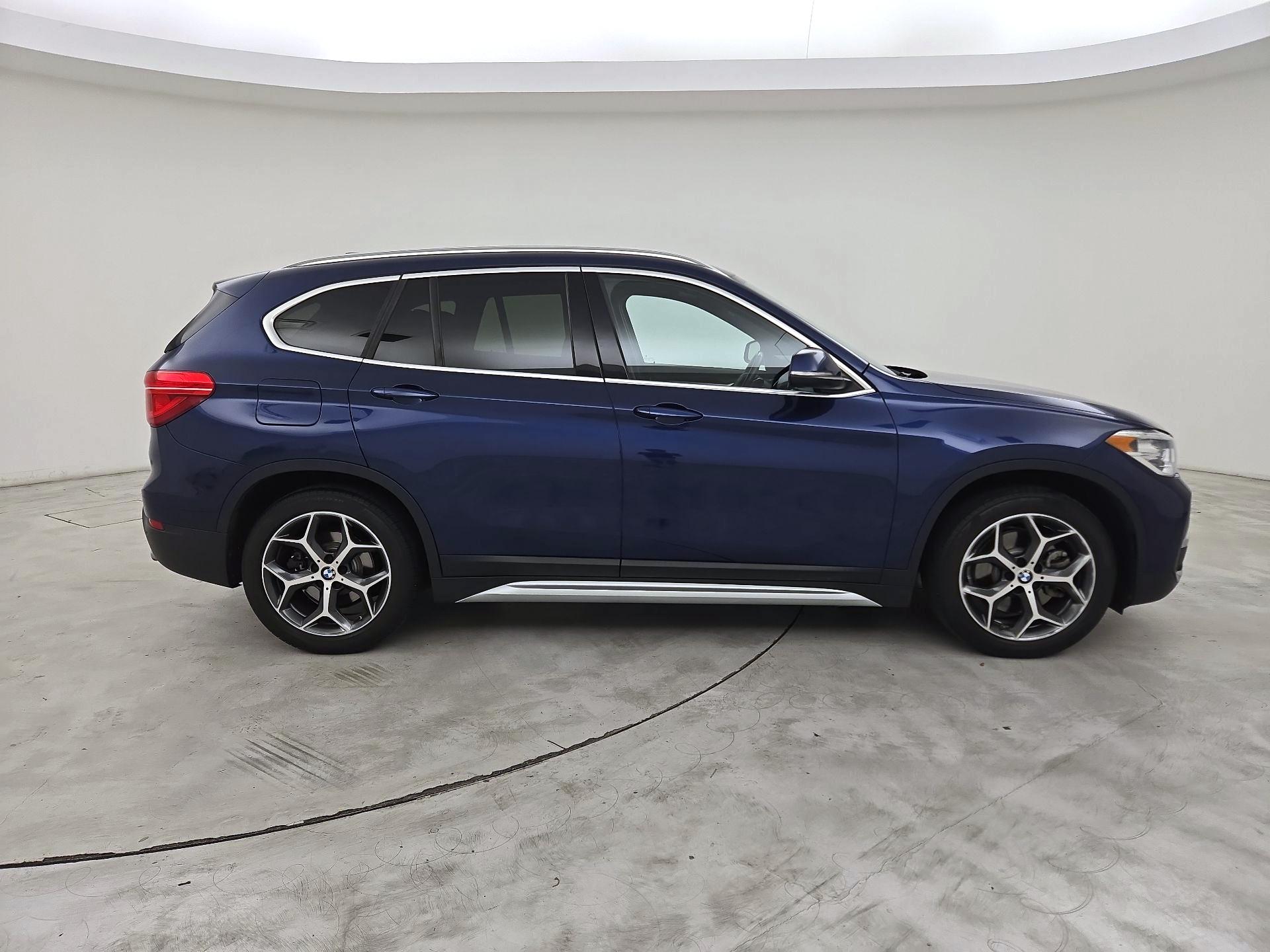 Thumbnail: 2018 BMW X1 - 4