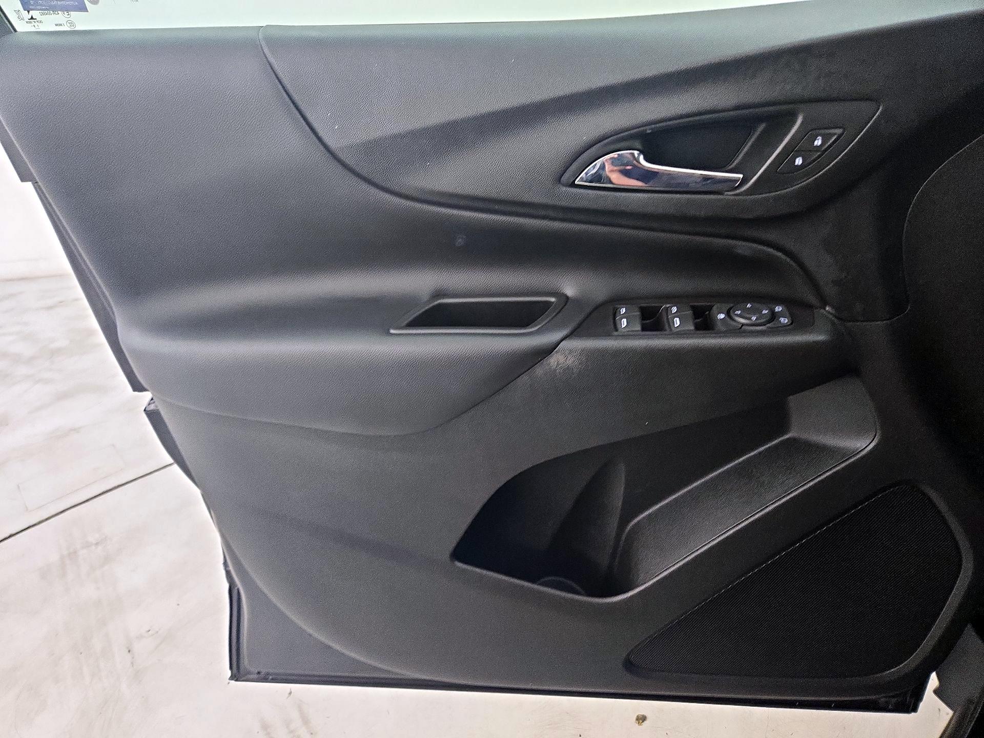 Thumbnail: 2020 Chevrolet Equinox - 12