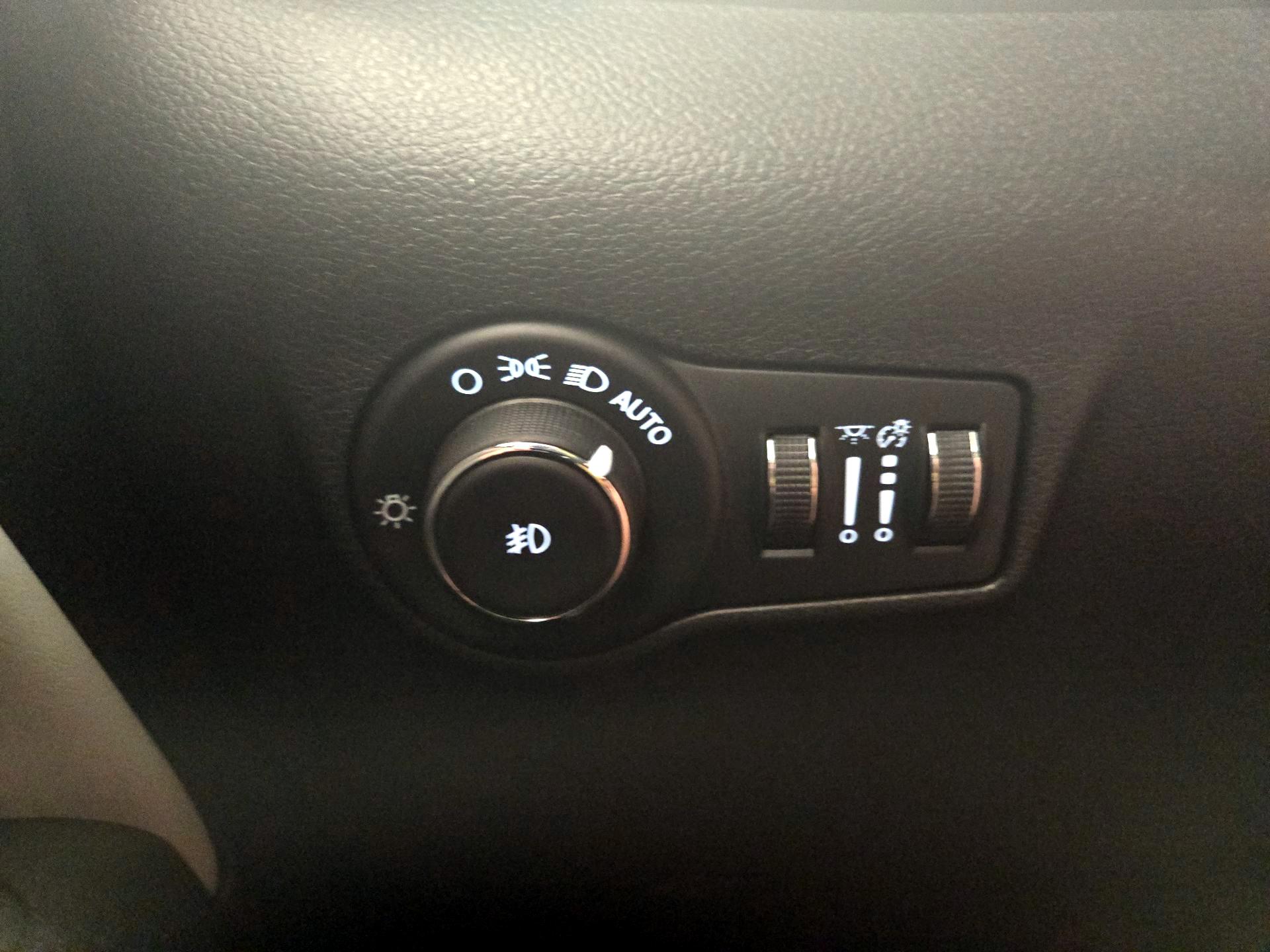 Thumbnail: 2022 Jeep Compass - 13
