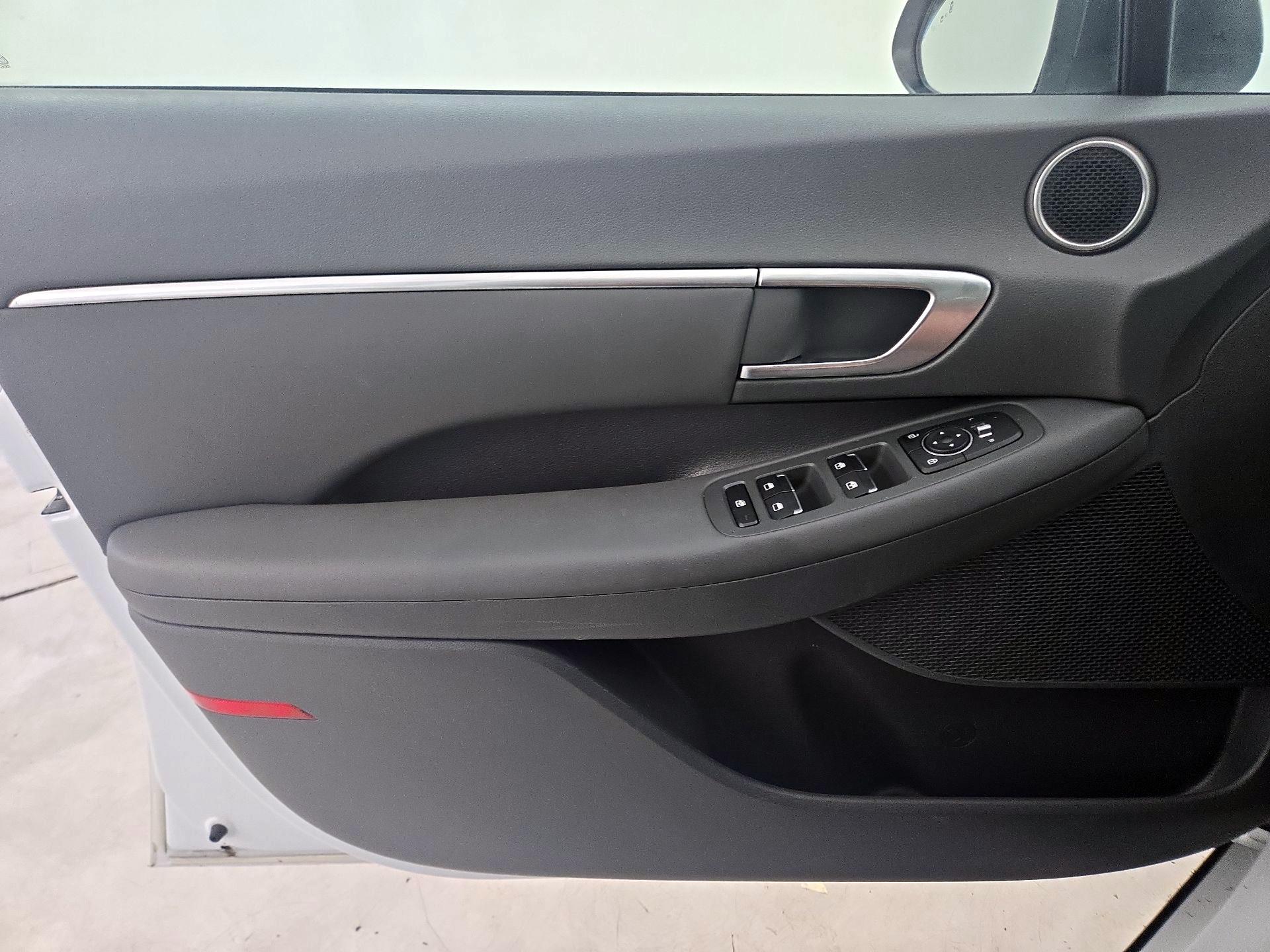 Thumbnail: 2020 Hyundai Sonata - 12