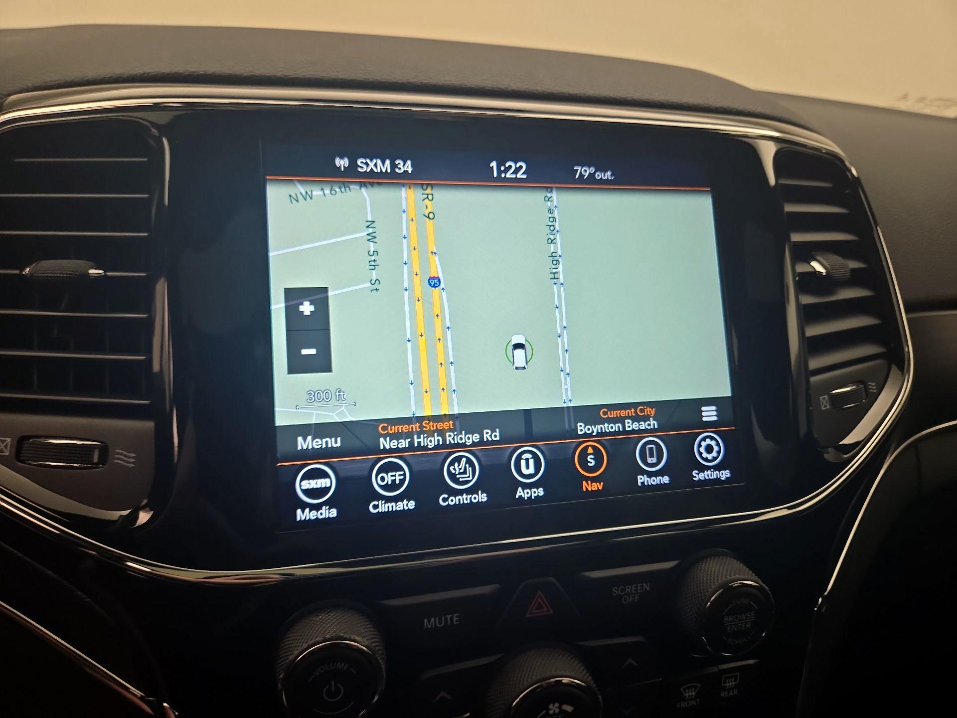 Thumbnail: 2020 Jeep Grand Cherokee - 14