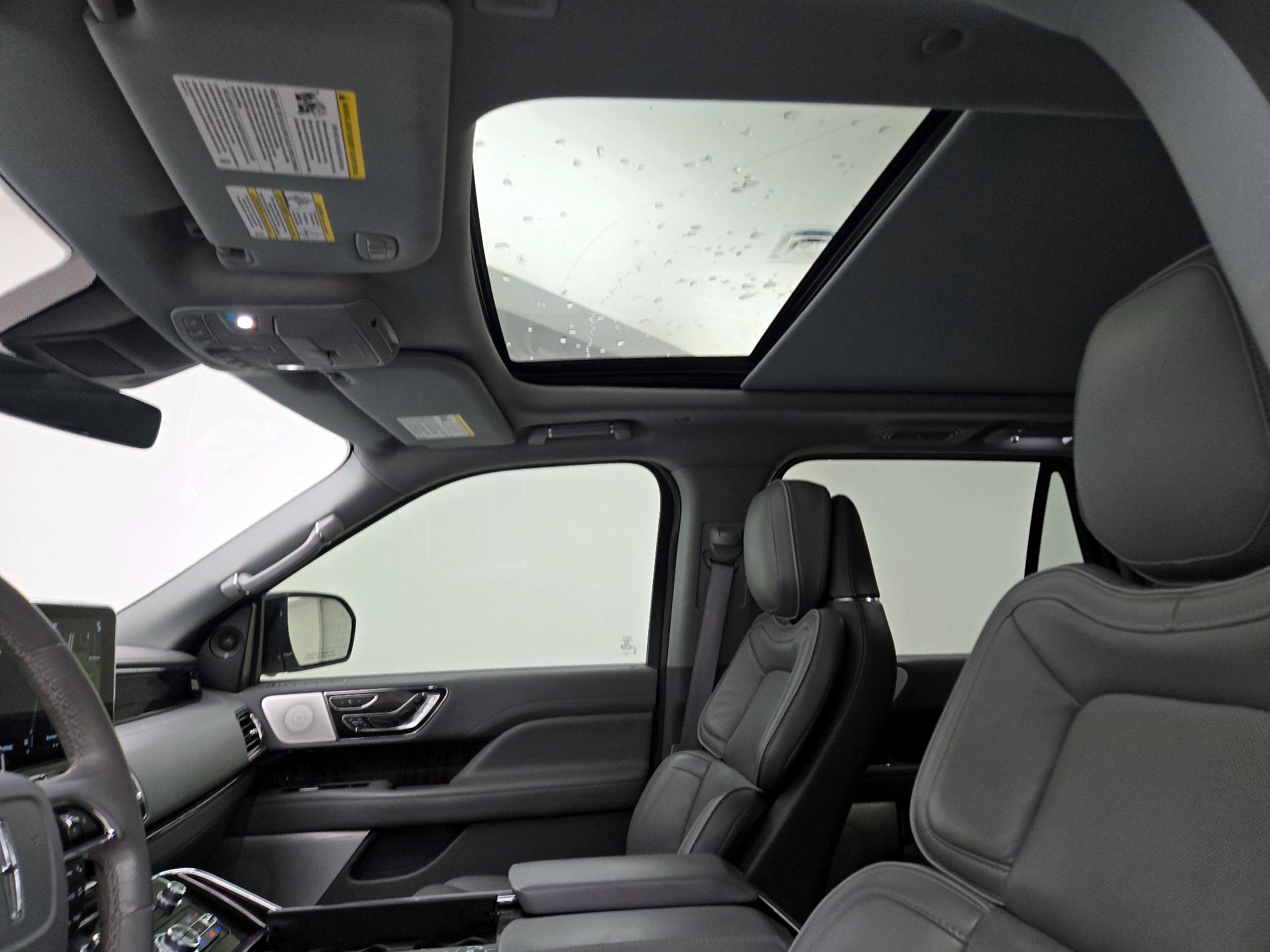 Thumbnail: 2019 Lincoln Navigator - 20