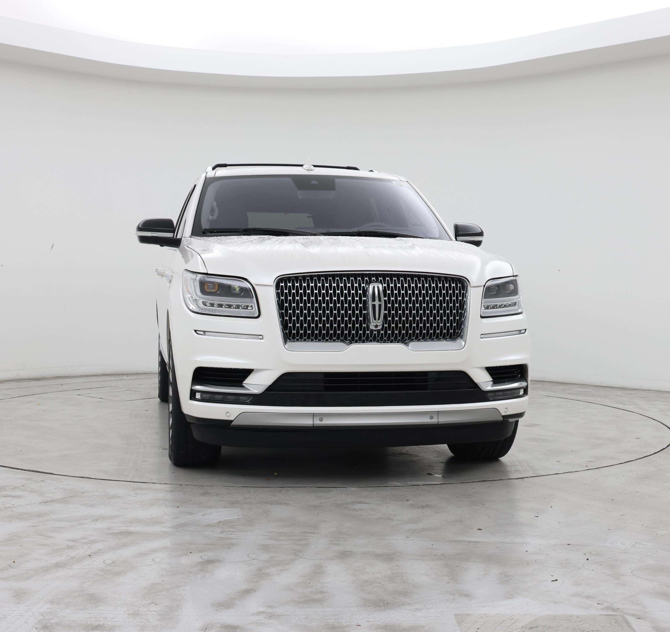 Thumbnail: 2019 Lincoln Navigator - 5