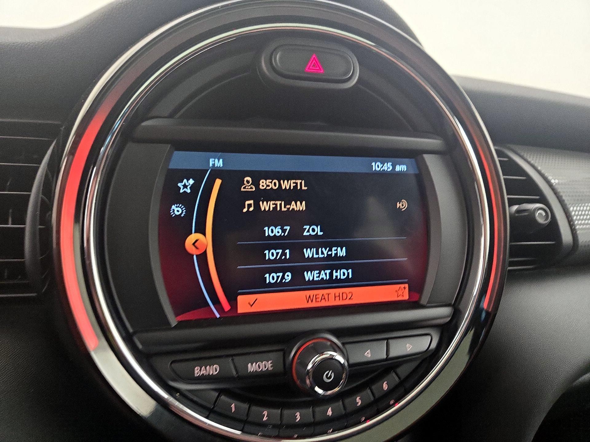 Thumbnail: 2019 MINI Cooper Hardtop - 15