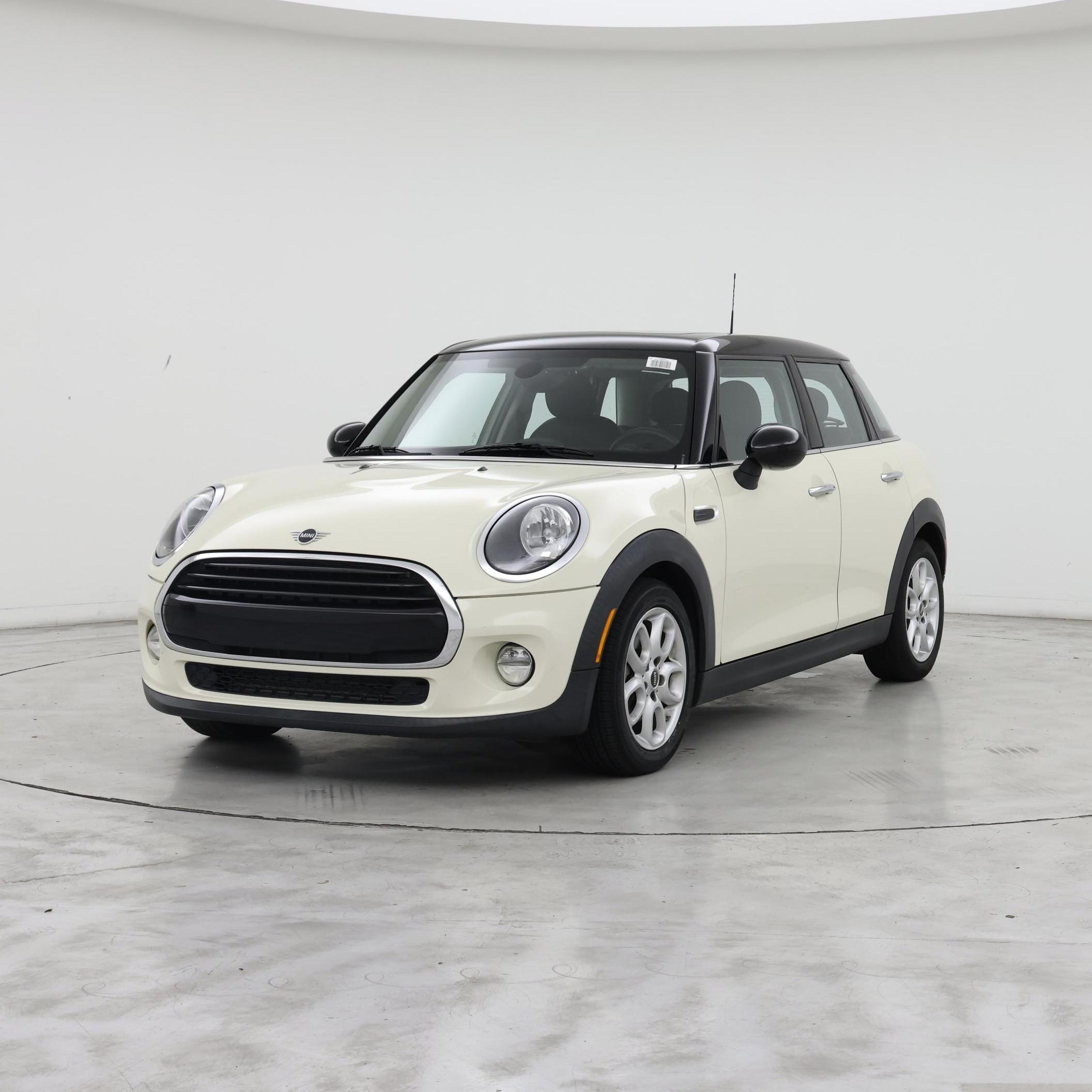 Thumbnail: 2019 MINI Cooper Hardtop - 4