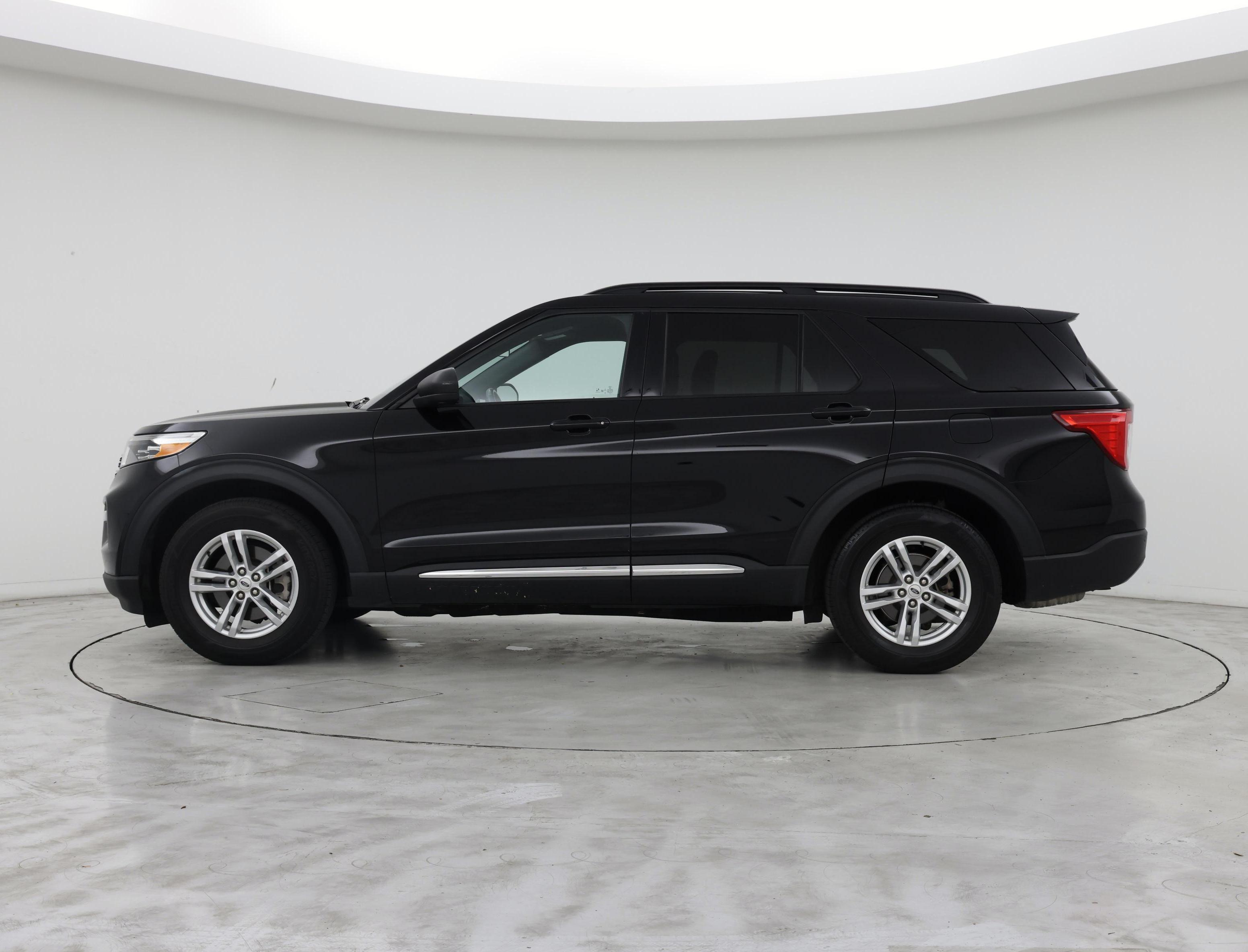 Thumbnail: 2020 Ford Explorer - 3