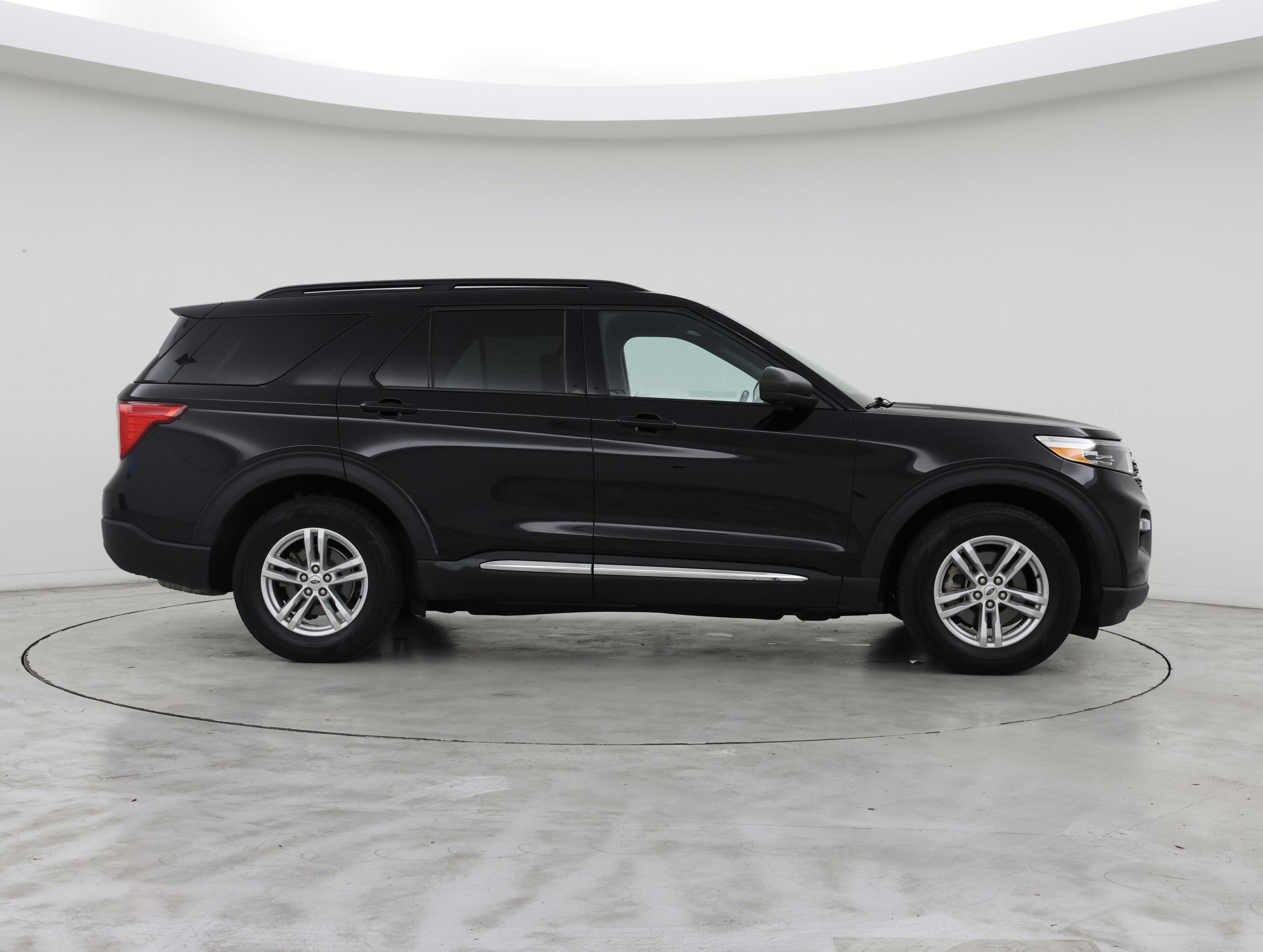 Thumbnail: 2020 Ford Explorer - 7