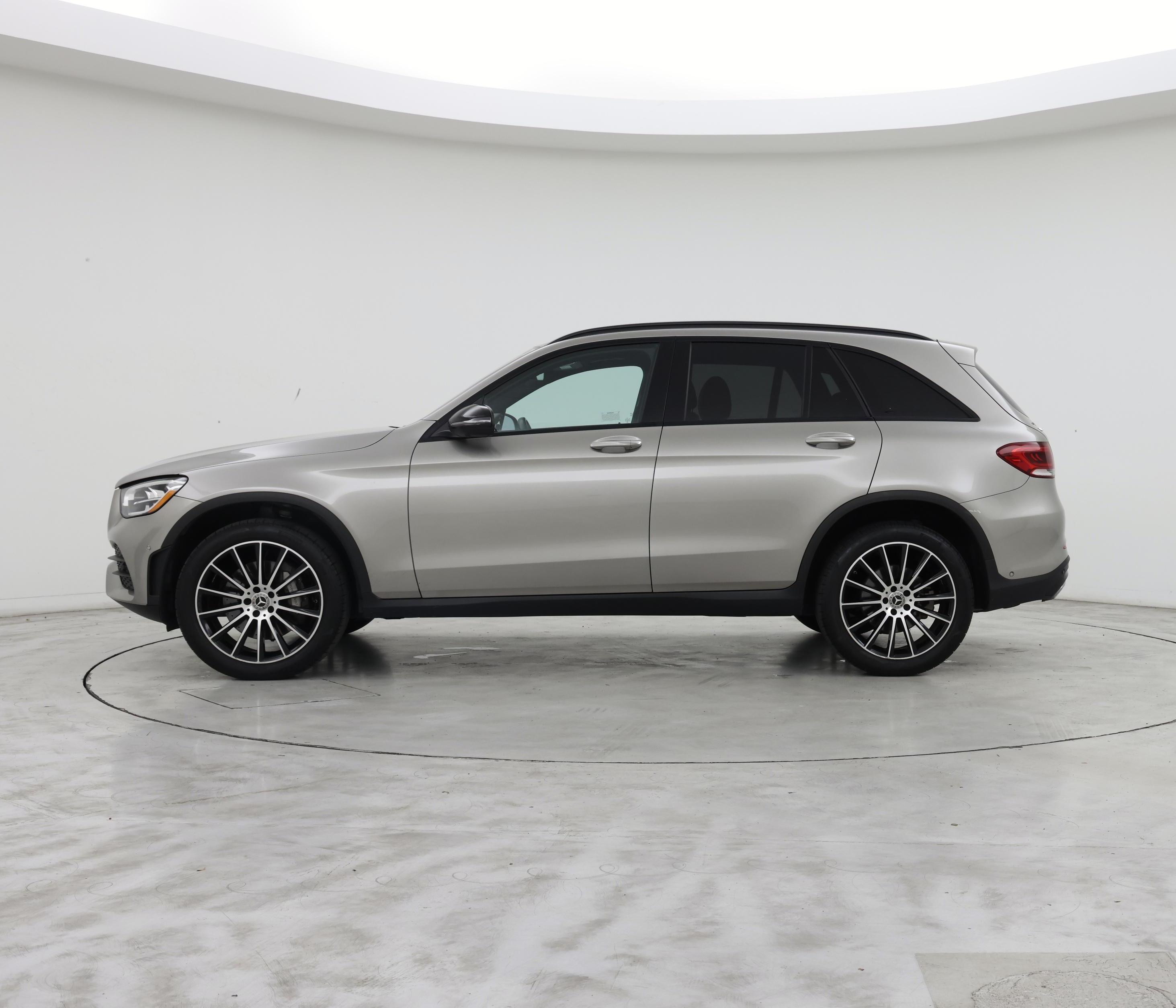 Thumbnail: 2022 Mercedes-Benz GLC - 3