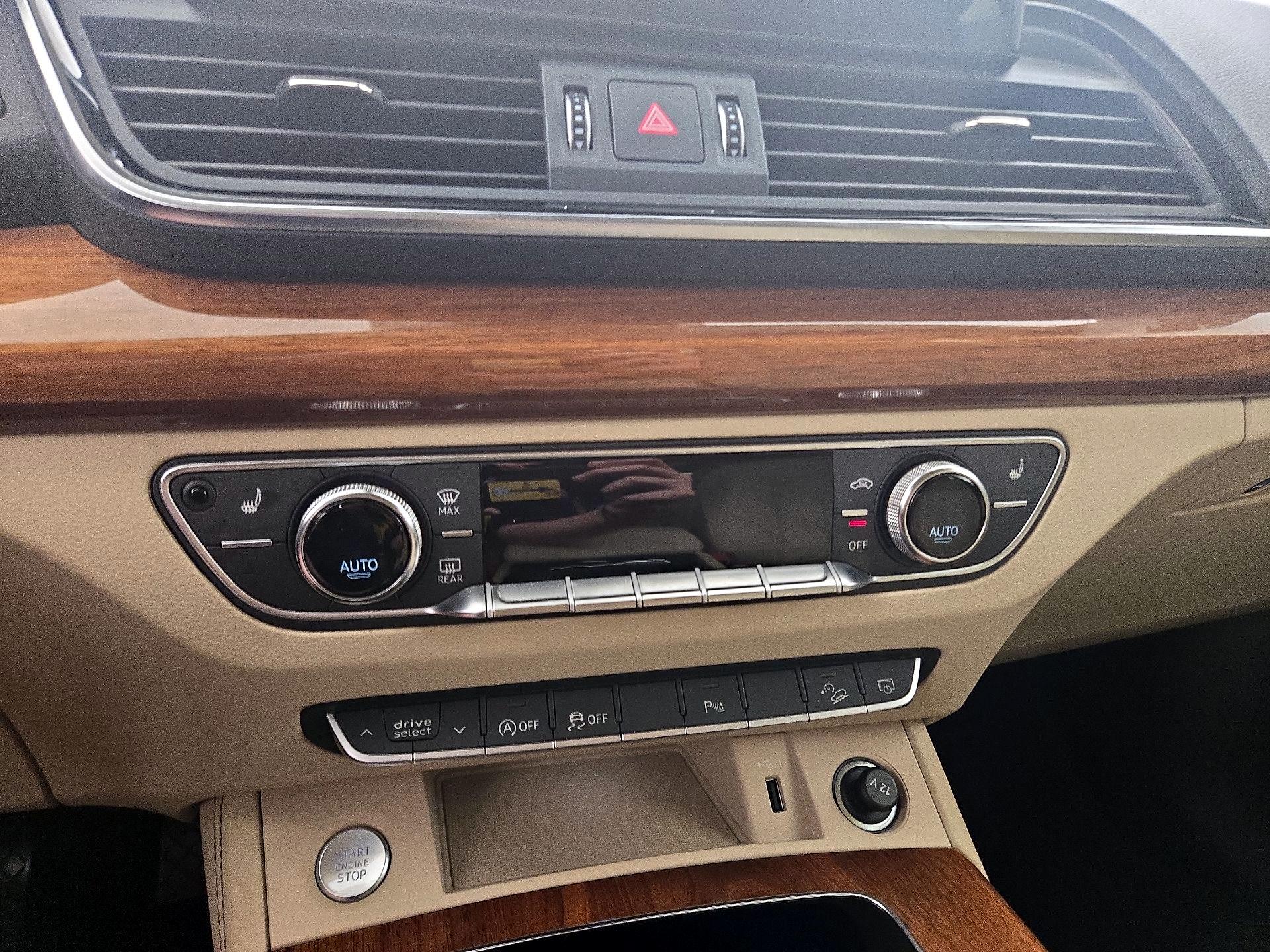 Thumbnail: 2021 Audi Q5 - 16