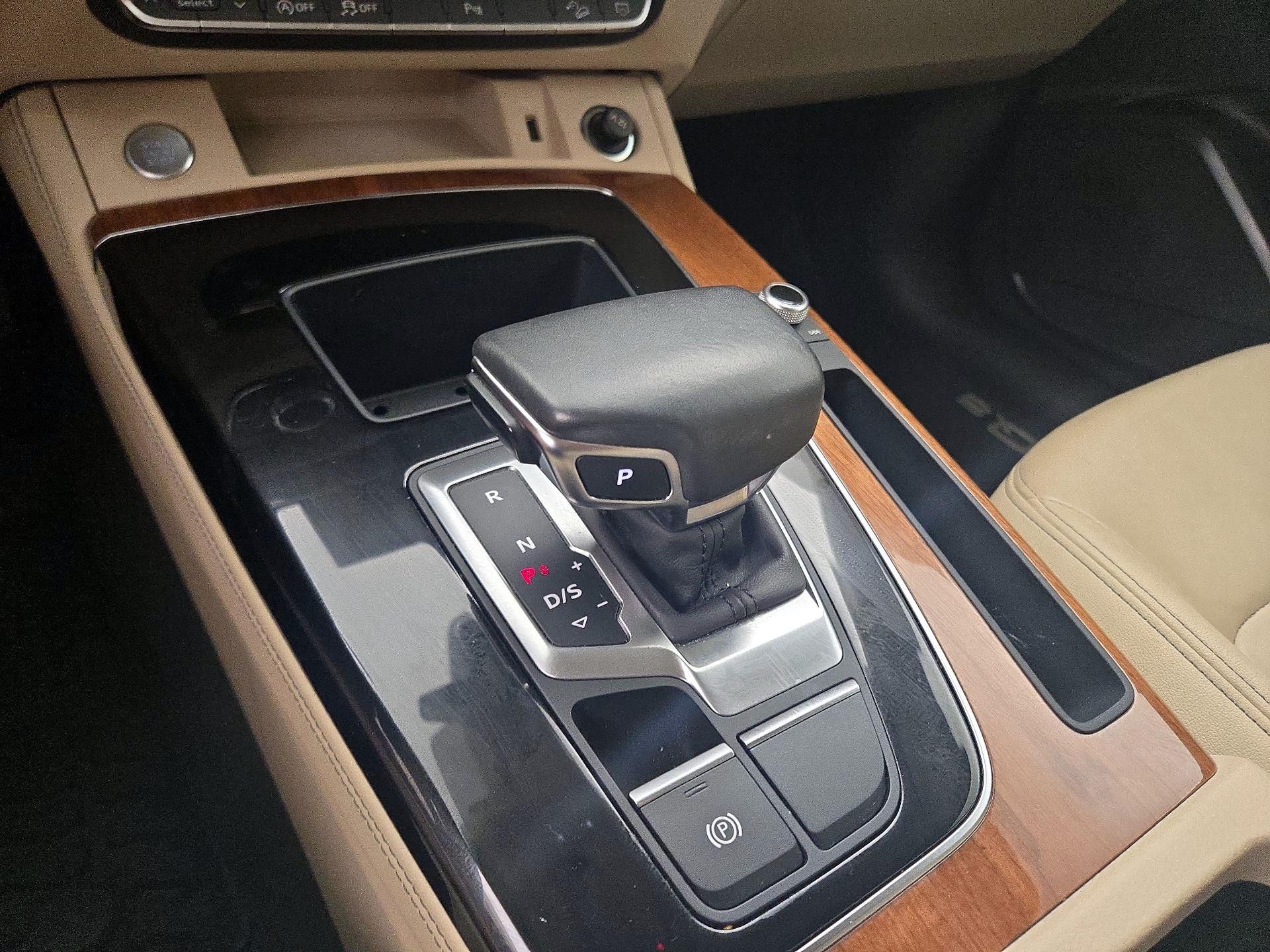 Thumbnail: 2021 Audi Q5 - 17