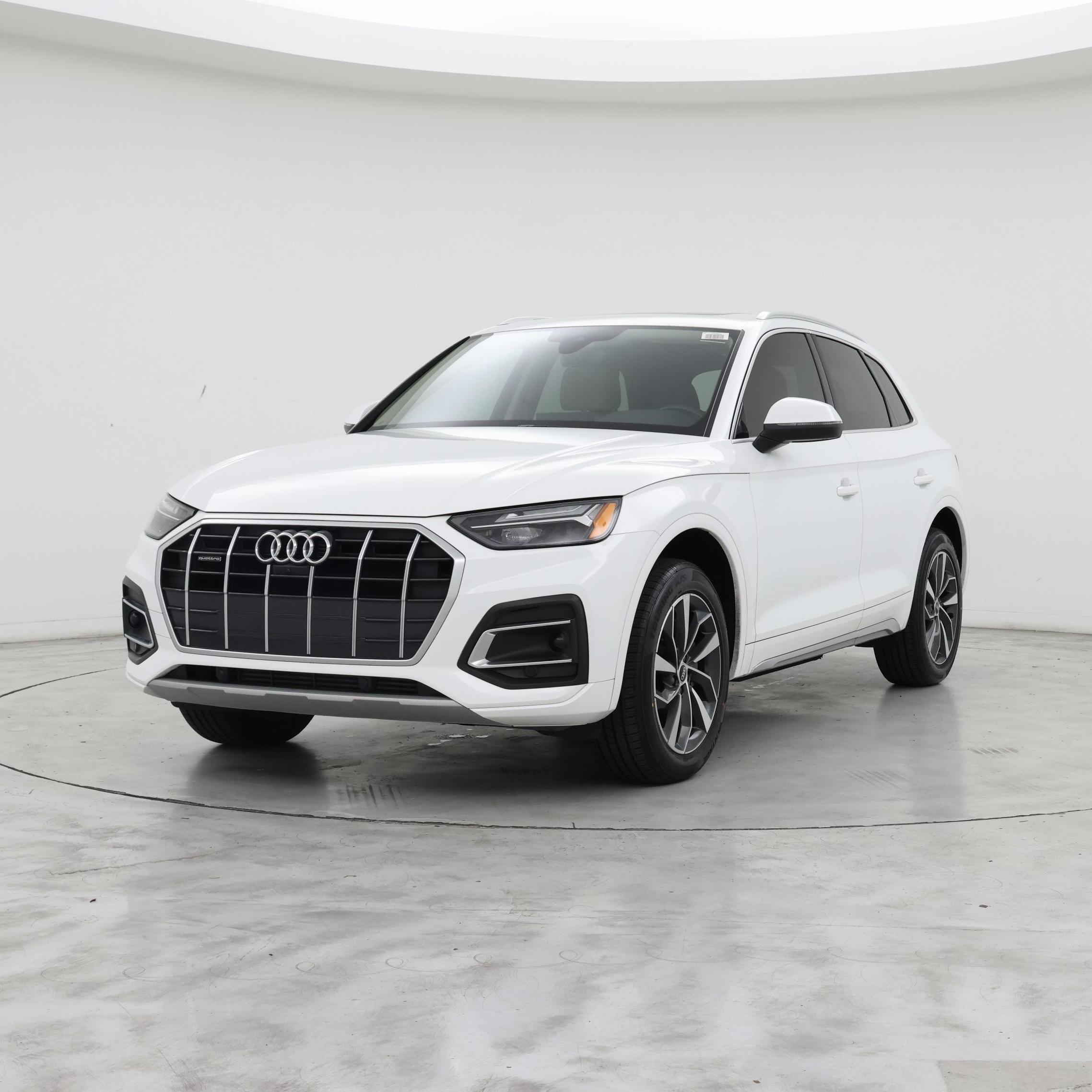 Thumbnail: 2021 Audi Q5 - 4