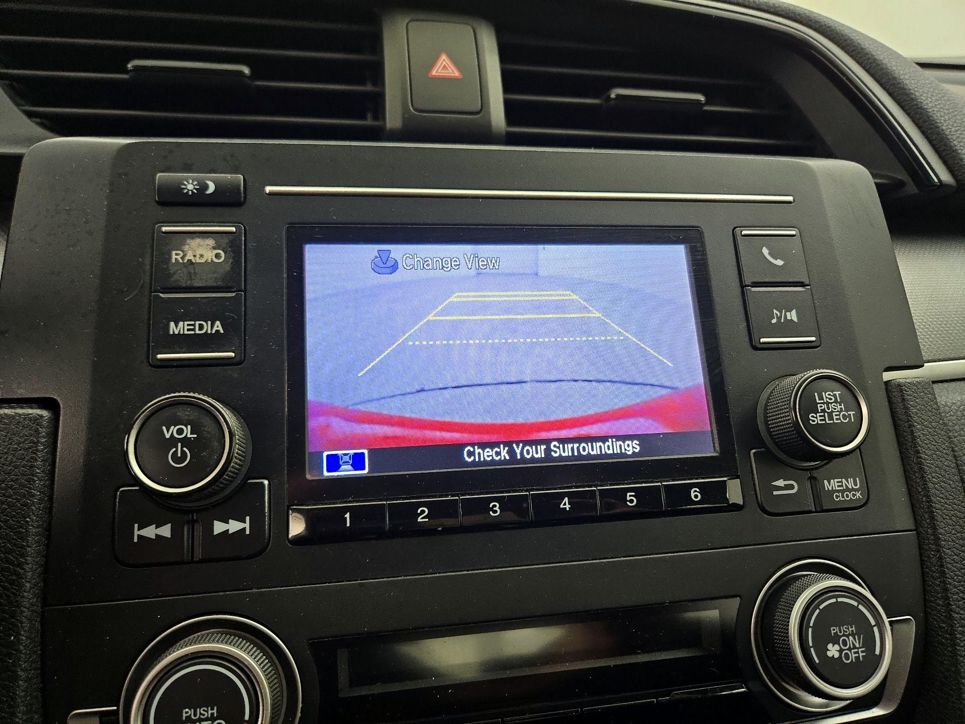 Thumbnail: 2016 Honda Civic - 14
