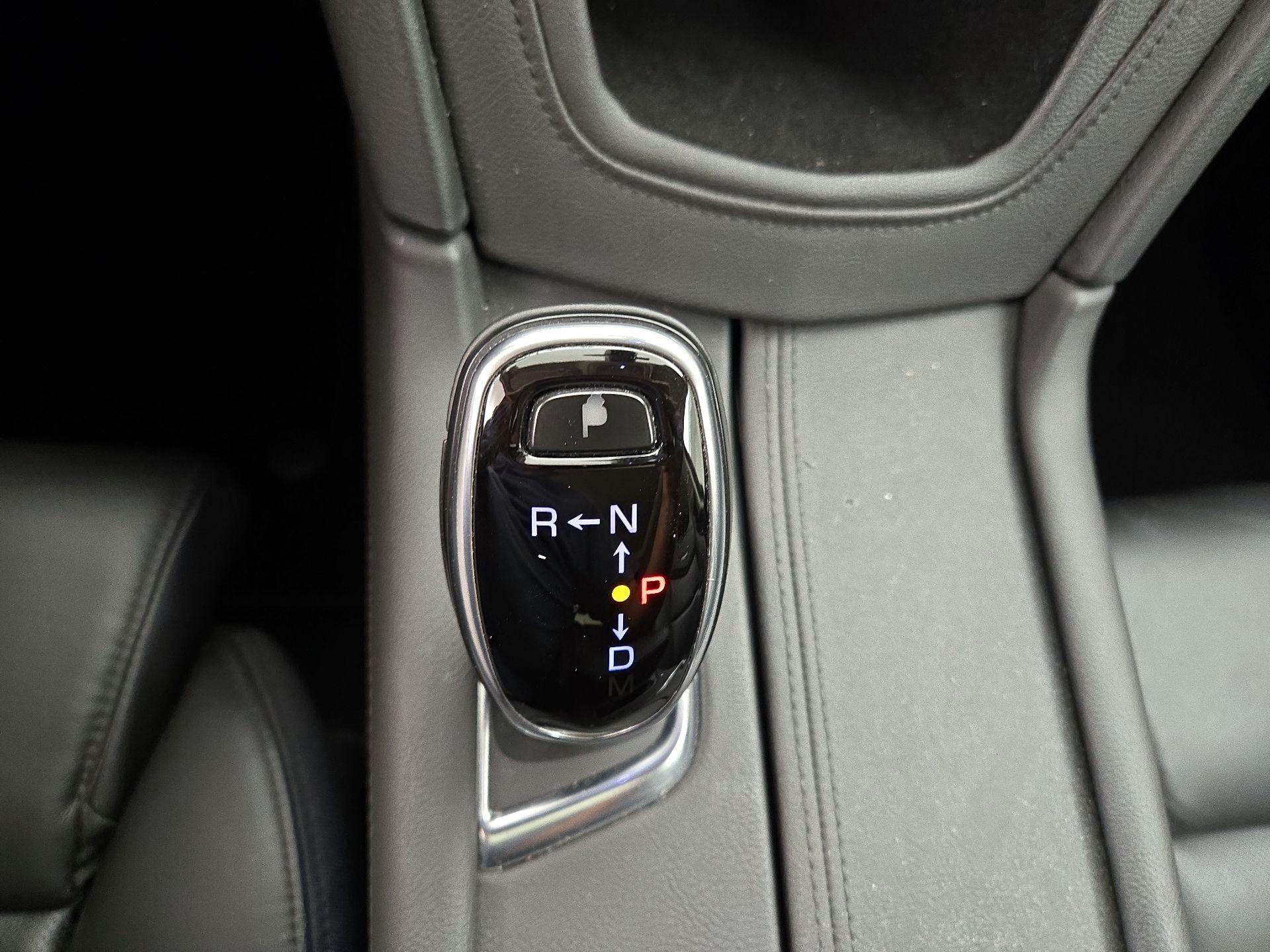 Thumbnail: 2017 Cadillac XT5 - 18