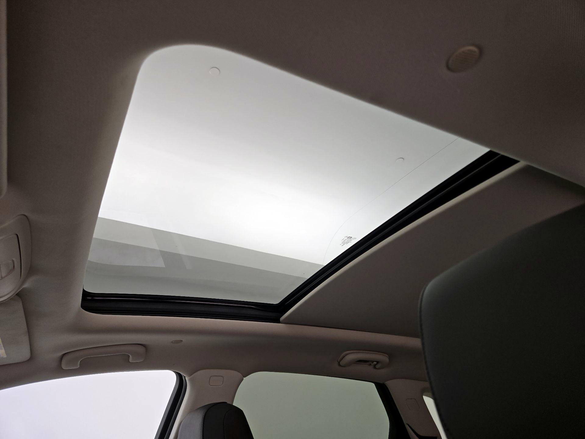 Thumbnail: 2017 Cadillac XT5 - 20