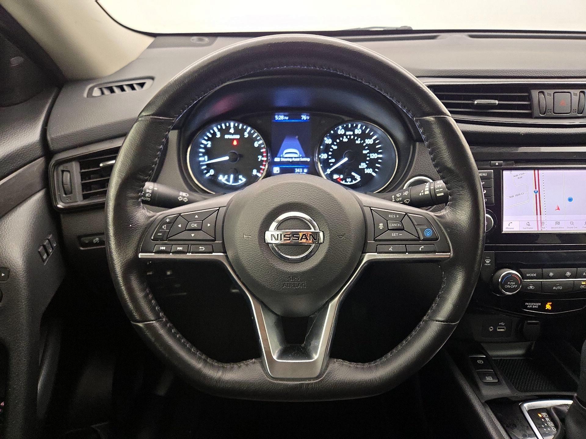 Thumbnail: 2019 Nissan Rogue - 10