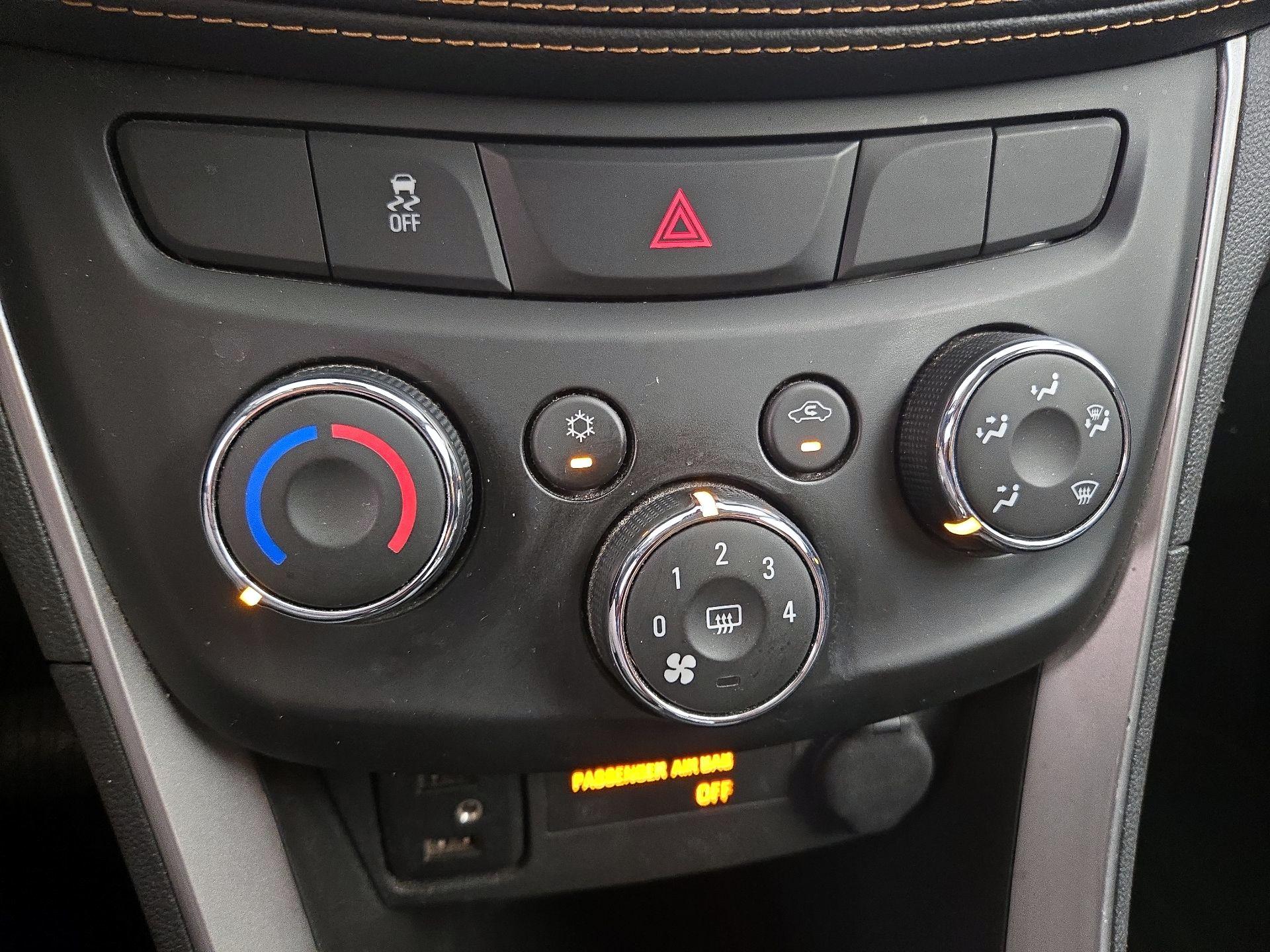 Thumbnail: 2019 Chevrolet Trax - 16