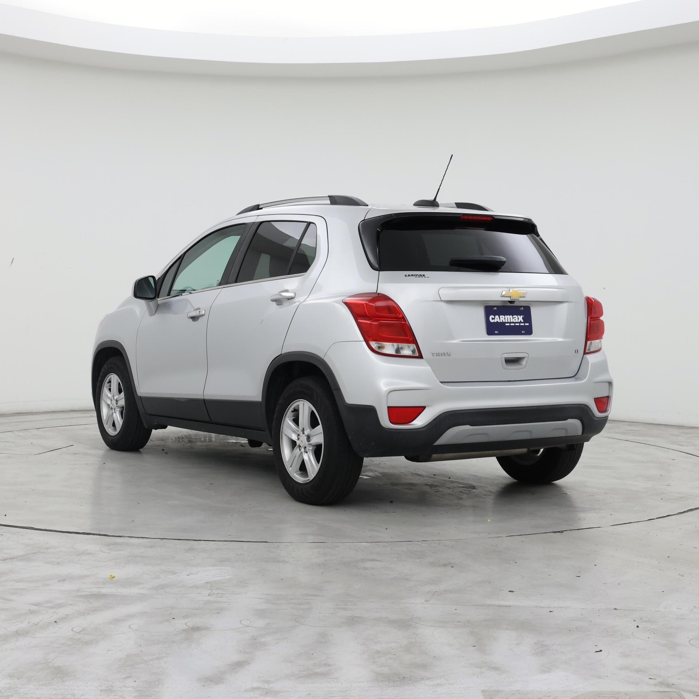 Thumbnail: 2019 Chevrolet Trax - 2