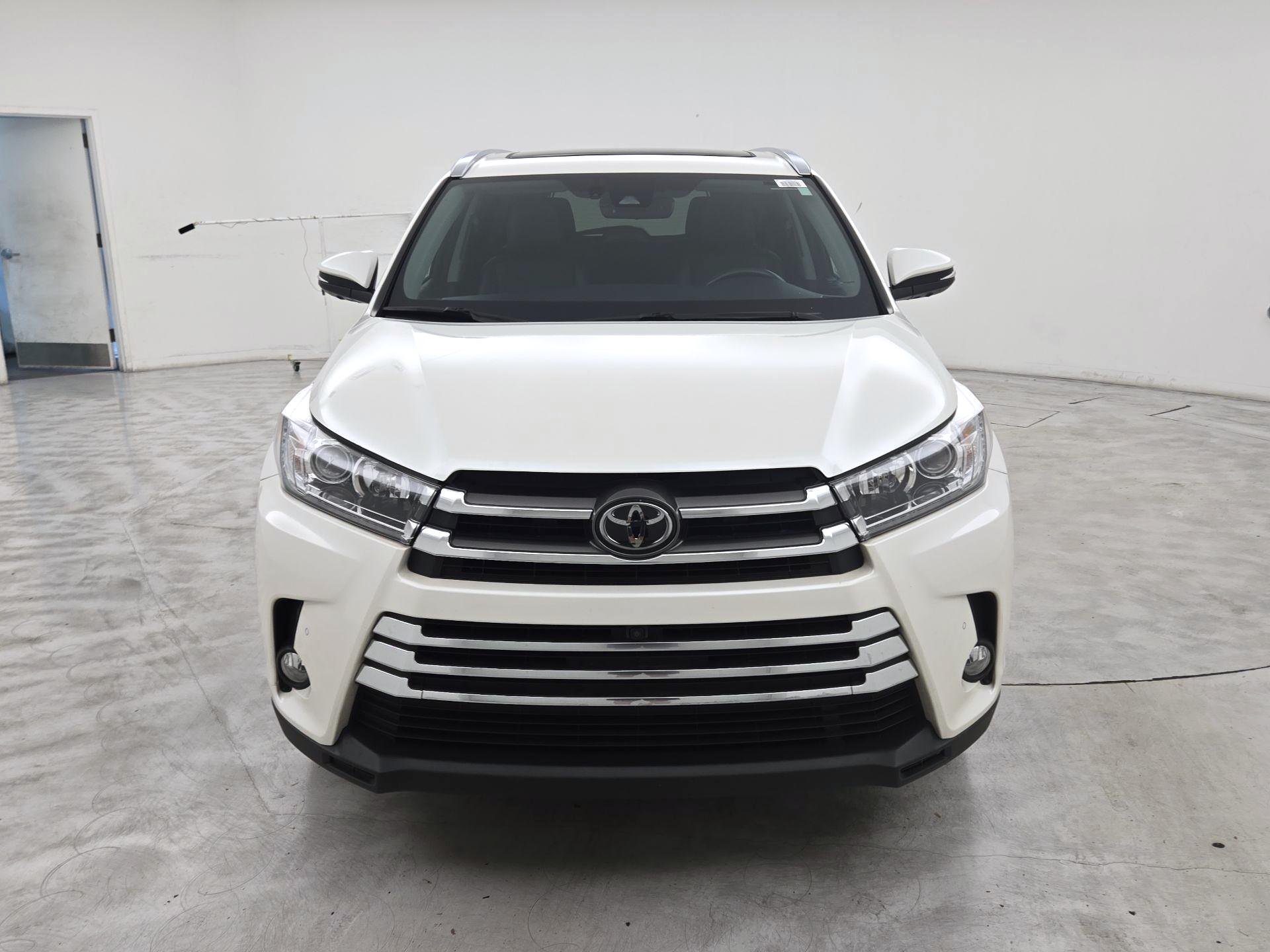 Thumbnail: 2017 Toyota Highlander - 2