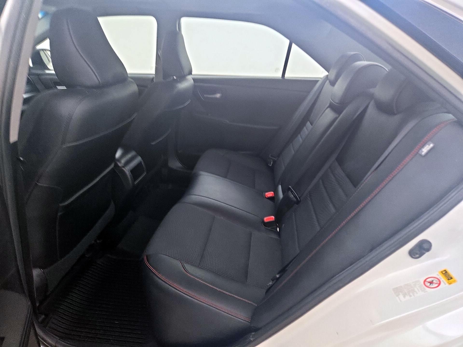Thumbnail: 2016 Toyota Camry - 20
