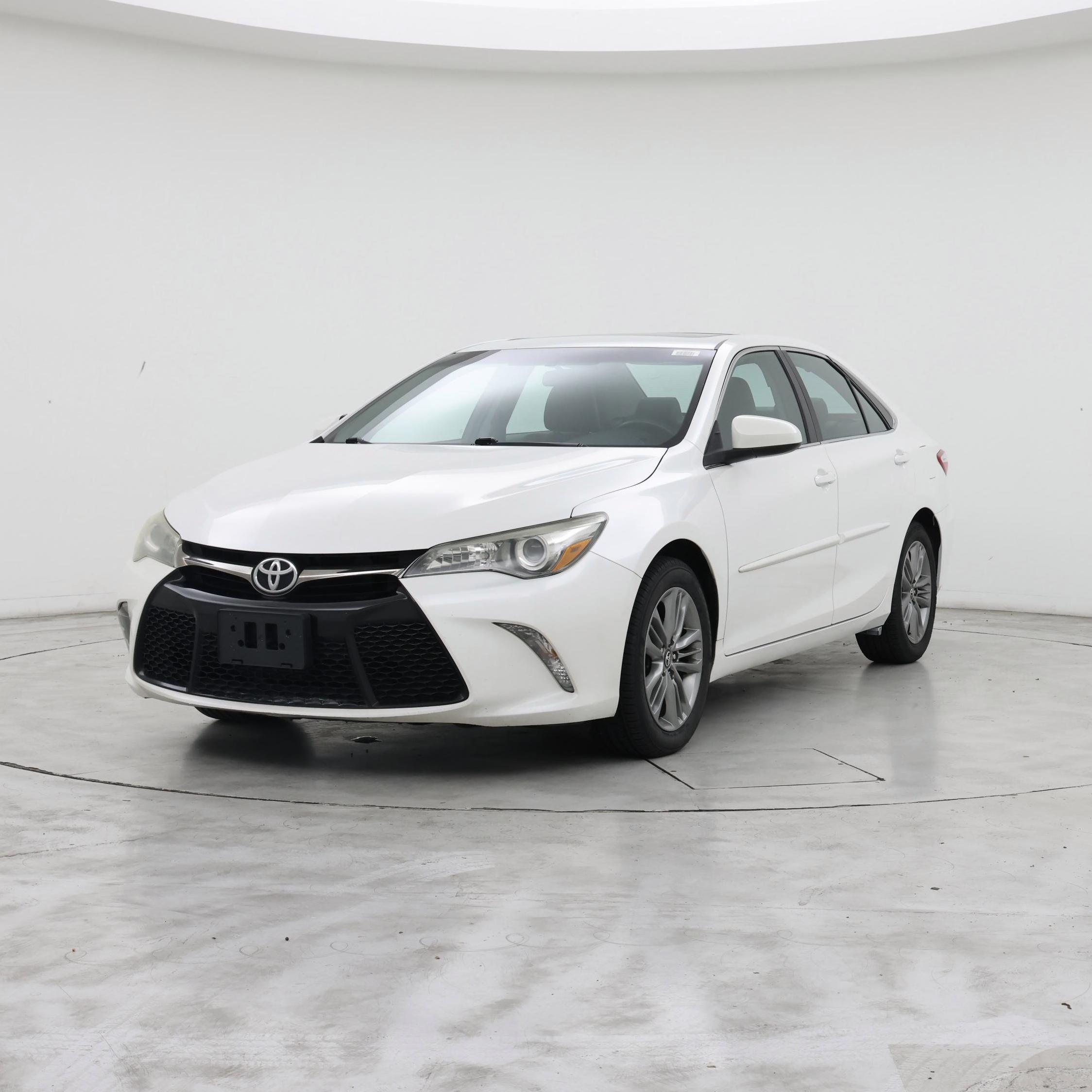 Thumbnail: 2016 Toyota Camry - 4