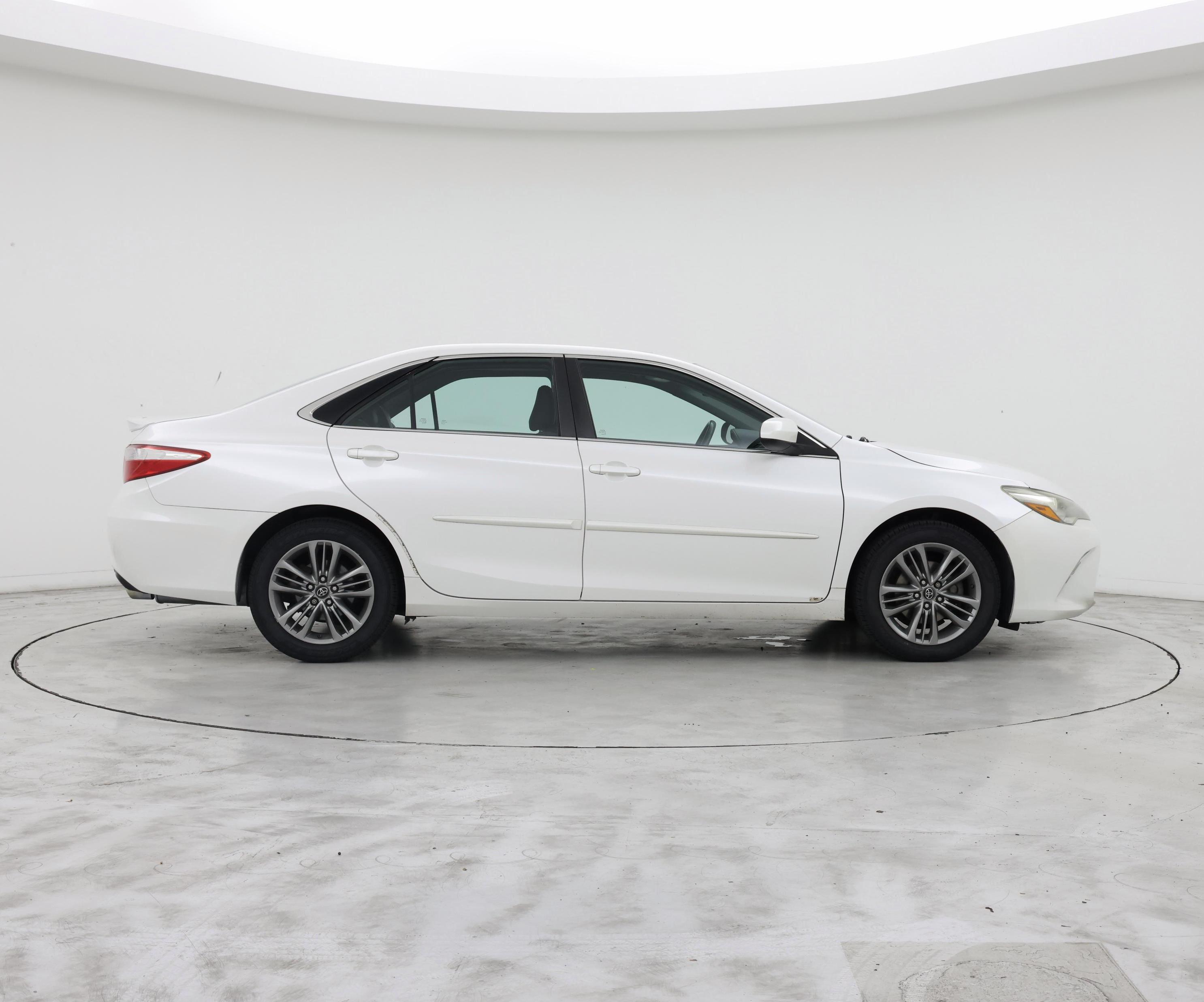 Thumbnail: 2016 Toyota Camry - 7