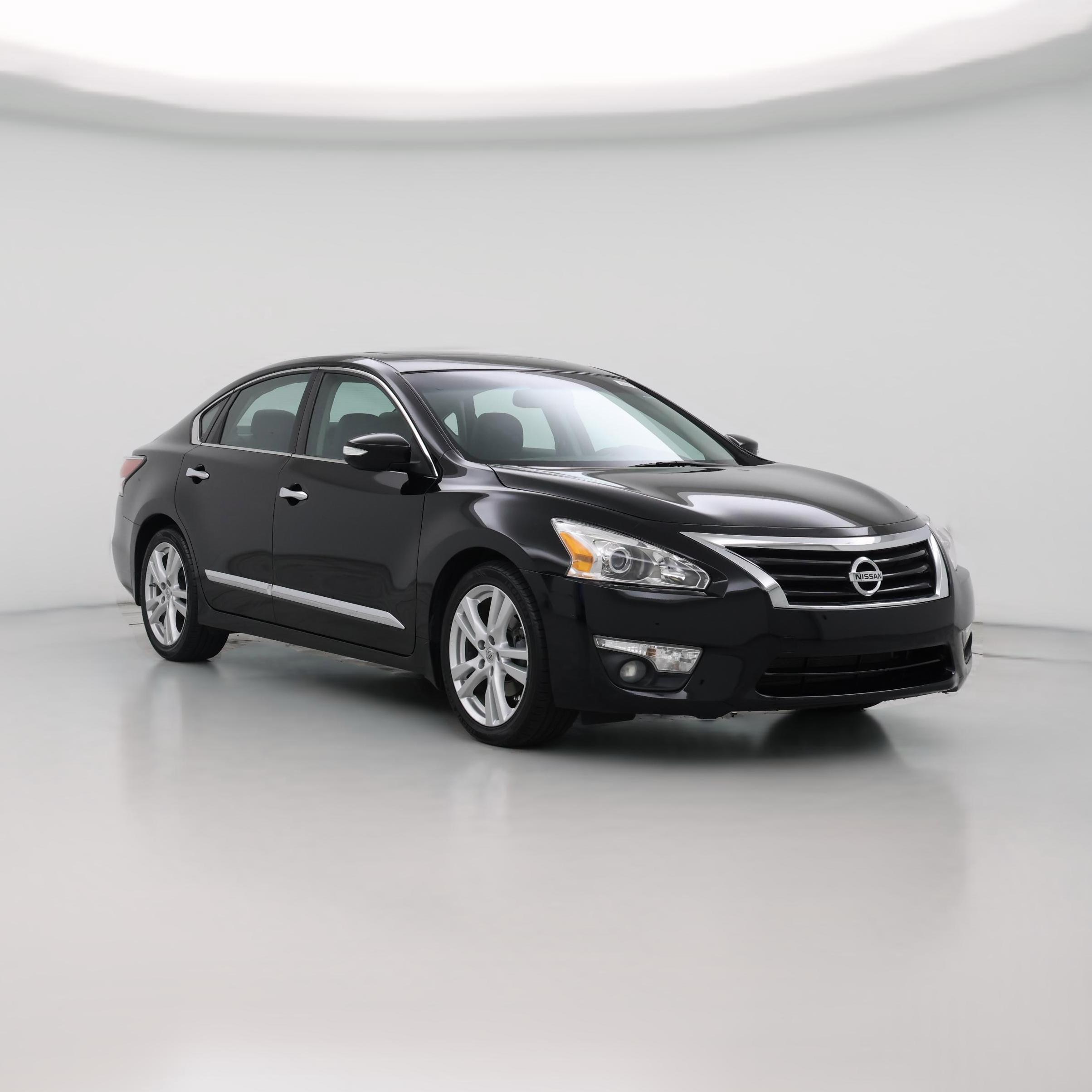 Thumbnail: 2015 Nissan Altima - 1