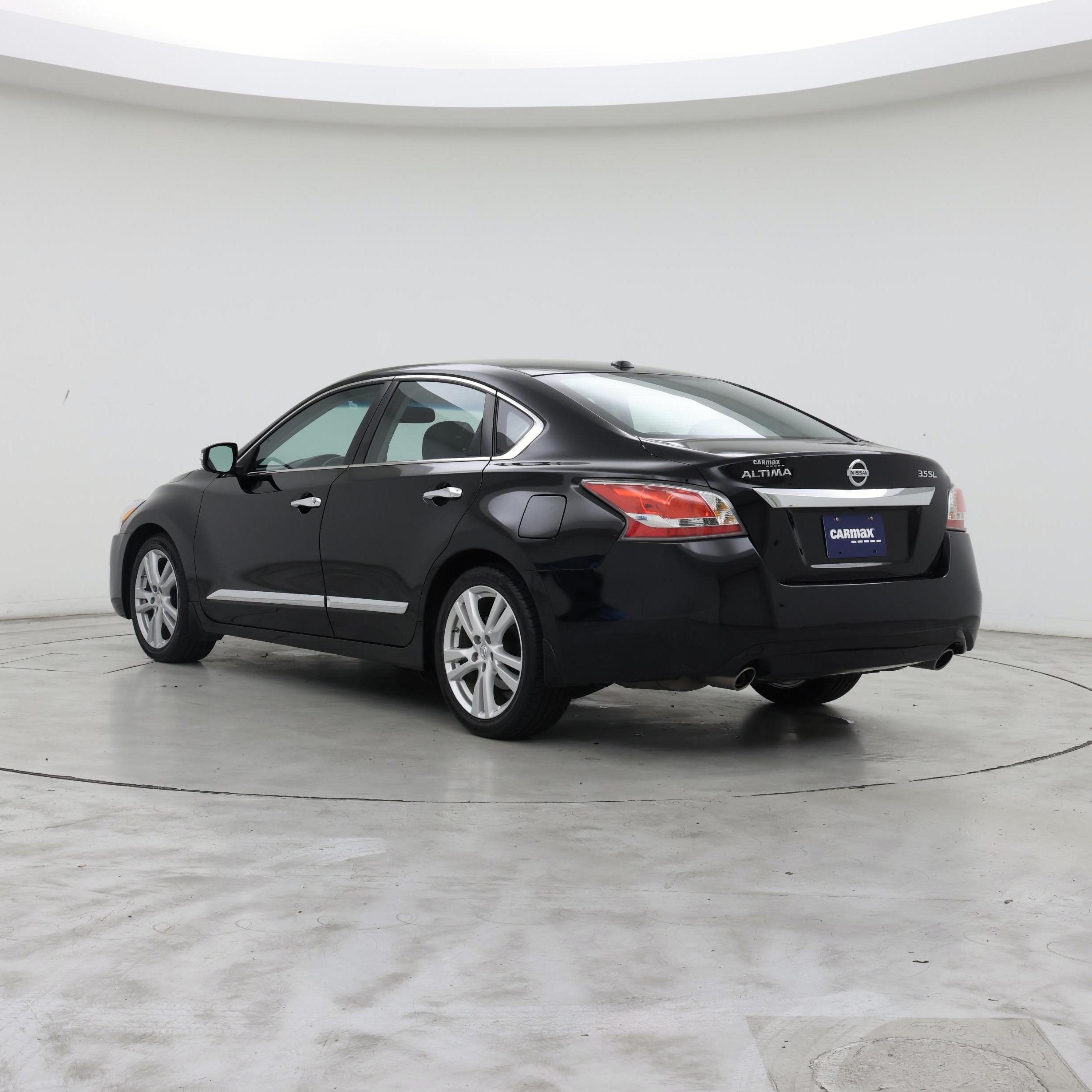 Thumbnail: 2015 Nissan Altima - 2