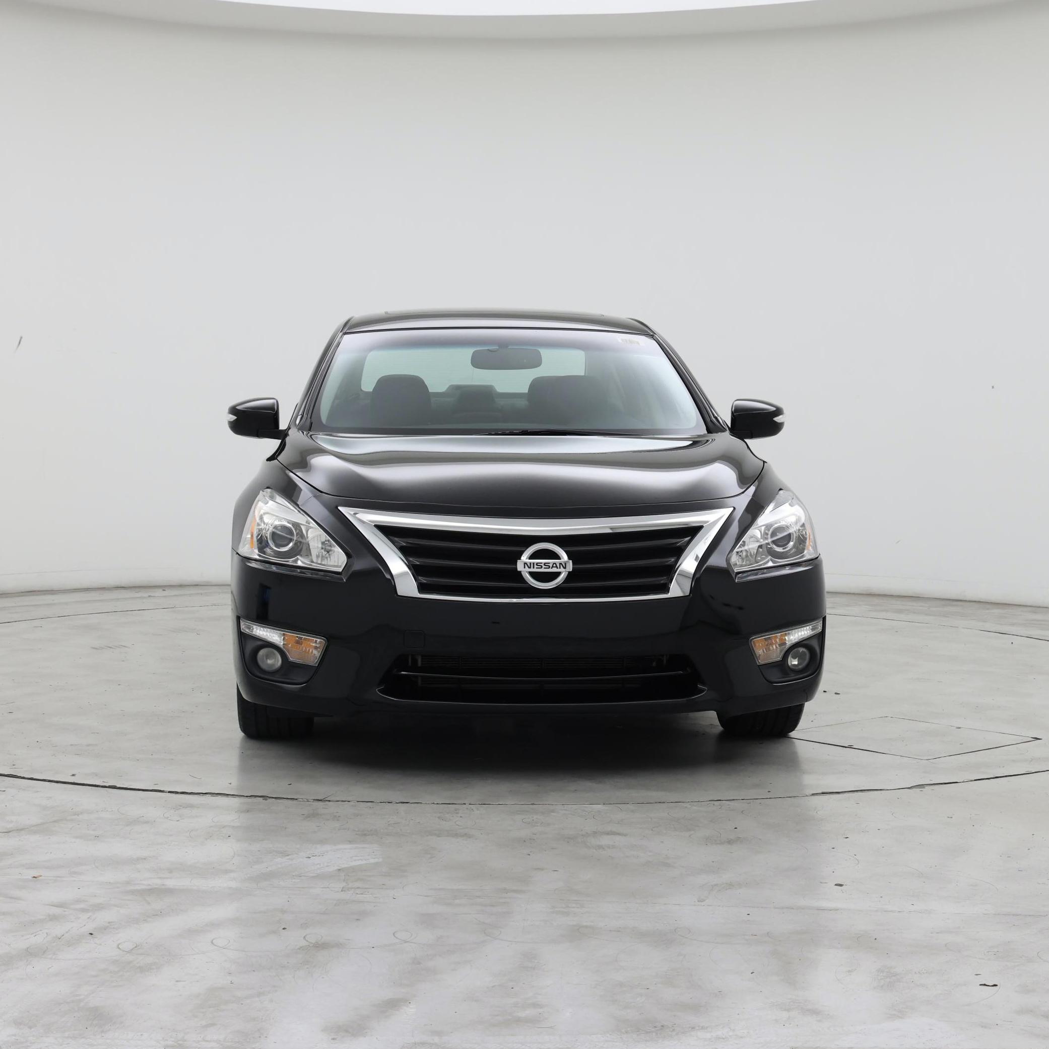 Thumbnail: 2015 Nissan Altima - 5