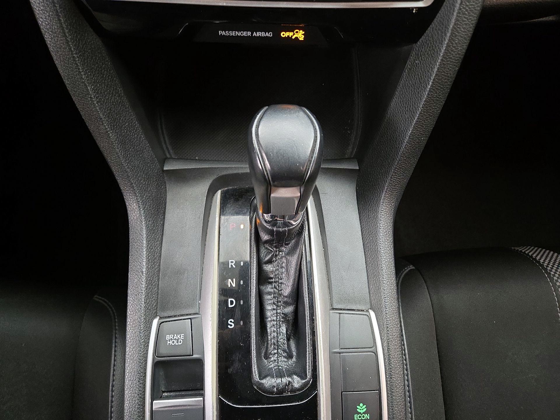 Thumbnail: 2019 Honda Civic - 17