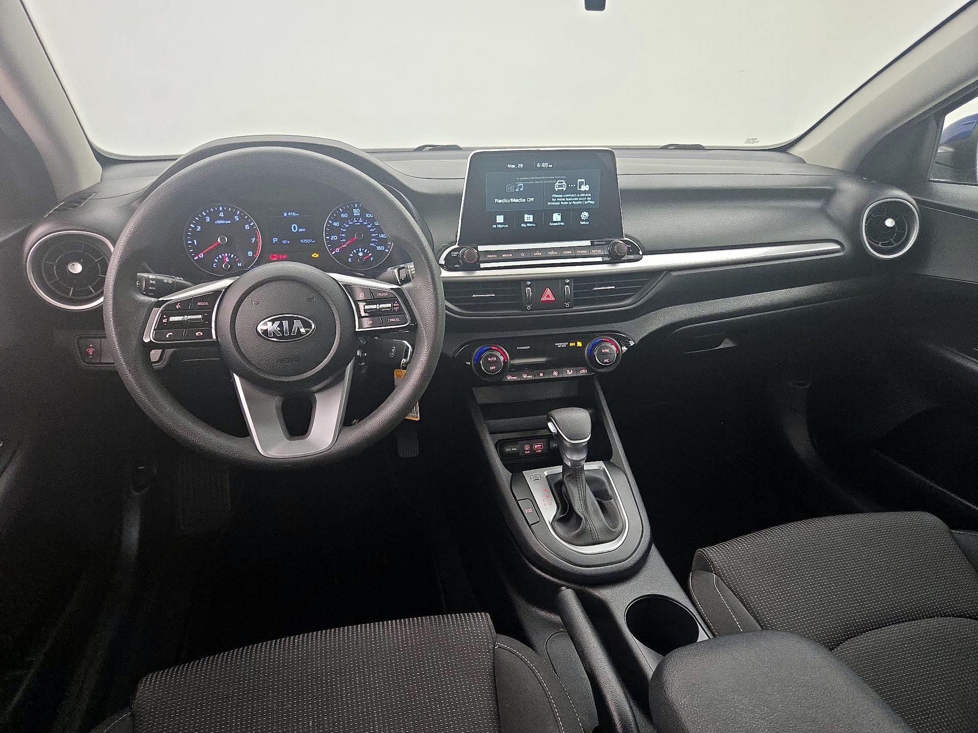 Thumbnail: 2019 Kia Forte - 9