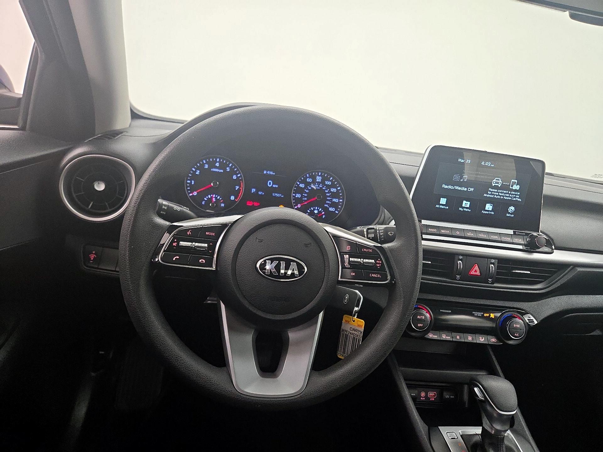 Thumbnail: 2019 Kia Forte - 10