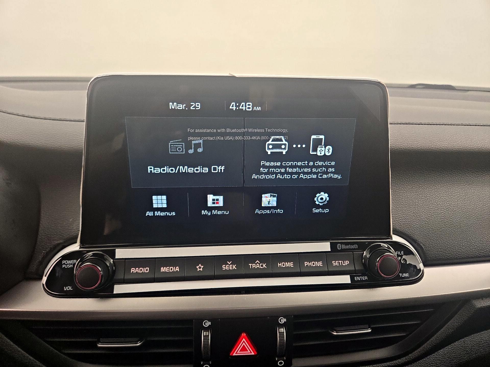 Thumbnail: 2019 Kia Forte - 15