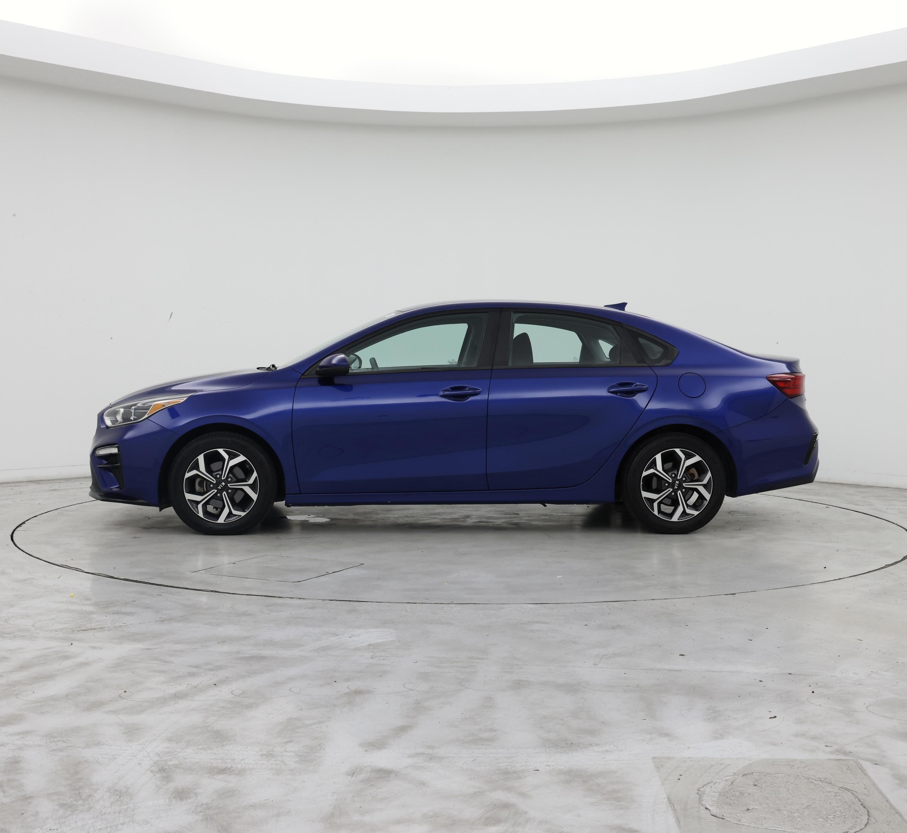 Thumbnail: 2019 Kia Forte - 3