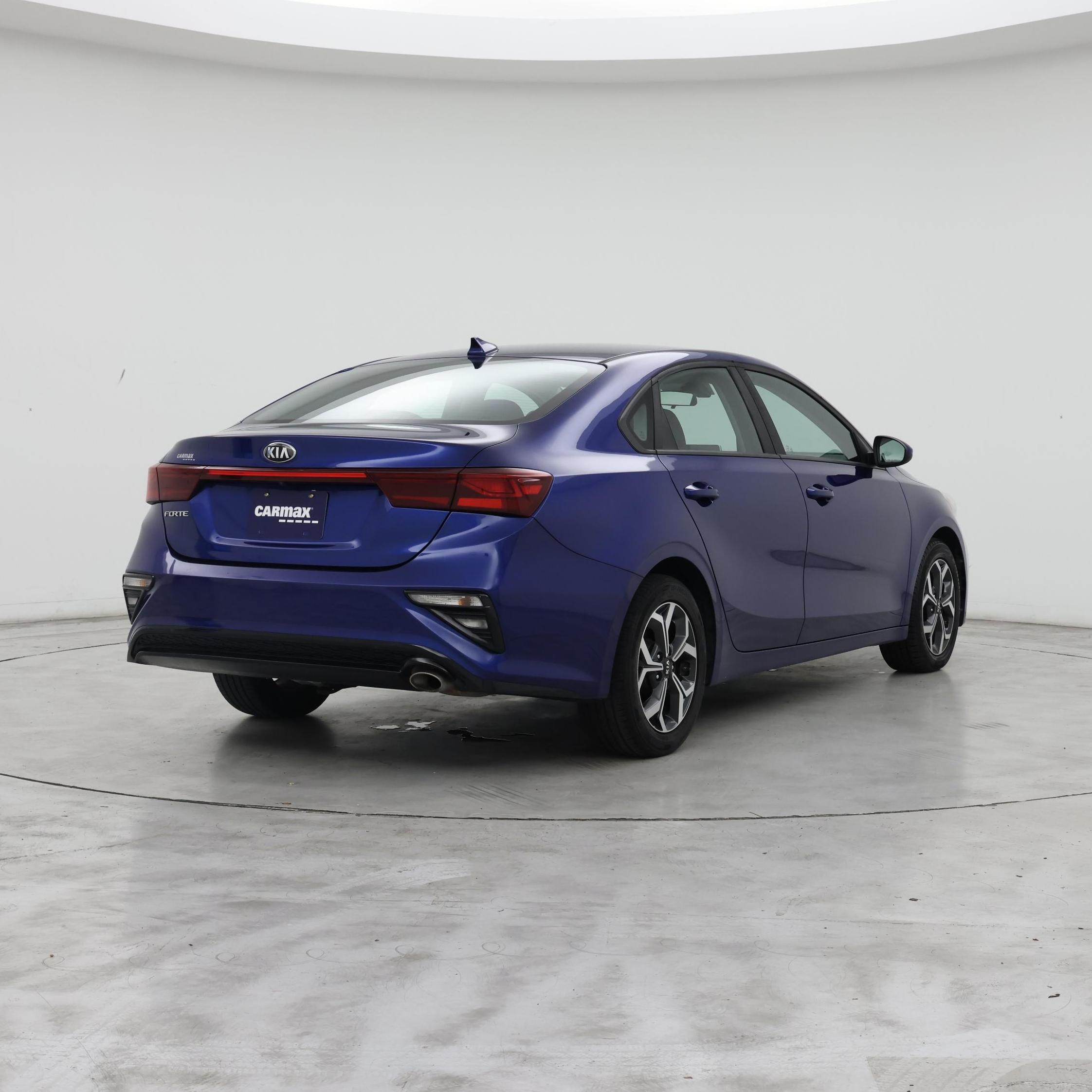 Thumbnail: 2019 Kia Forte - 8
