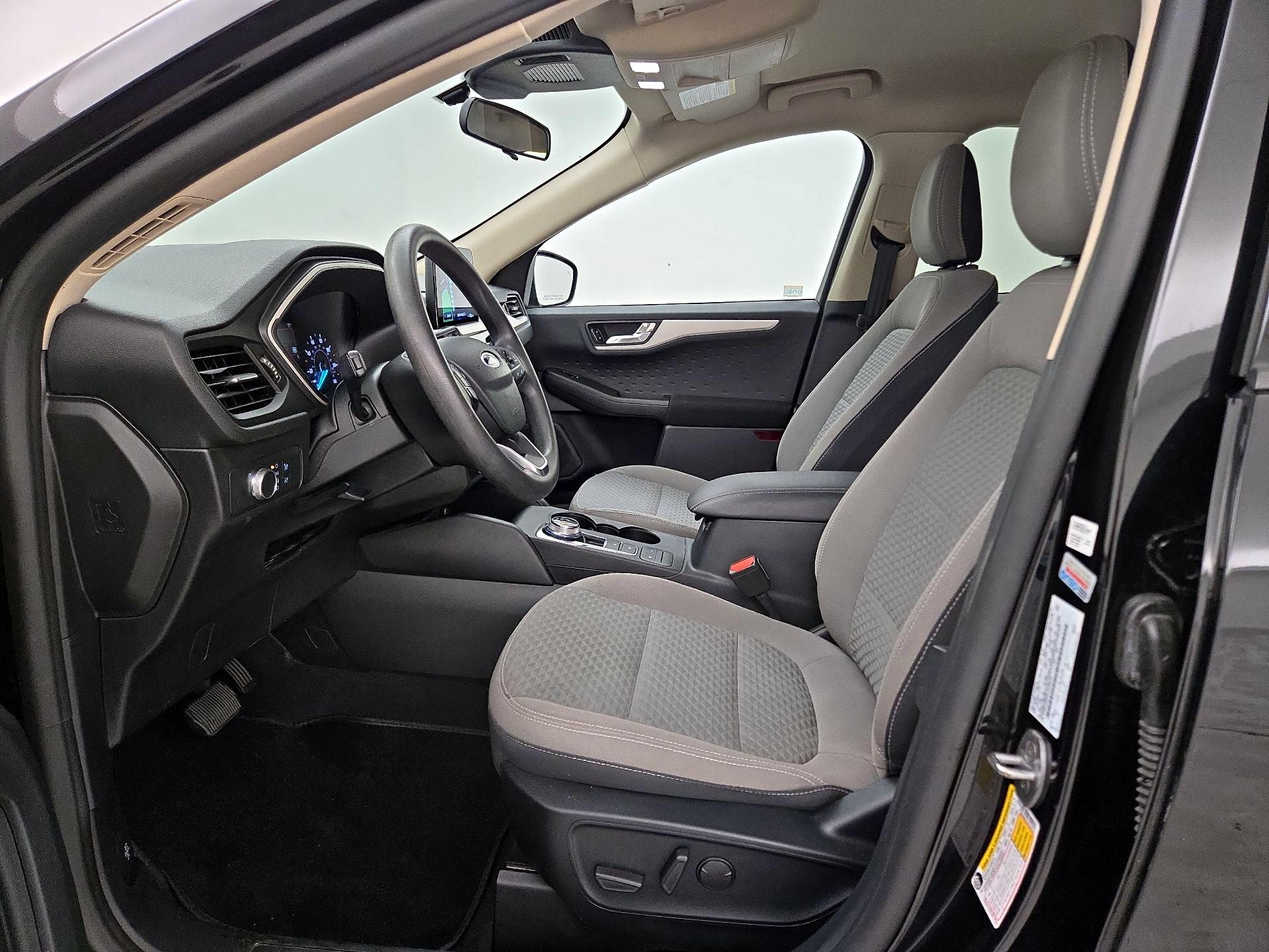 Thumbnail: 2020 Ford Escape - 11