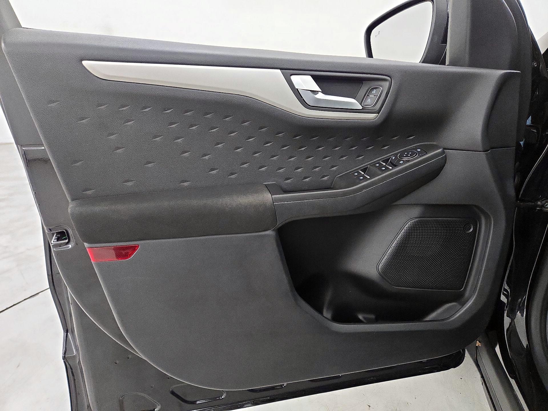 Thumbnail: 2020 Ford Escape - 12