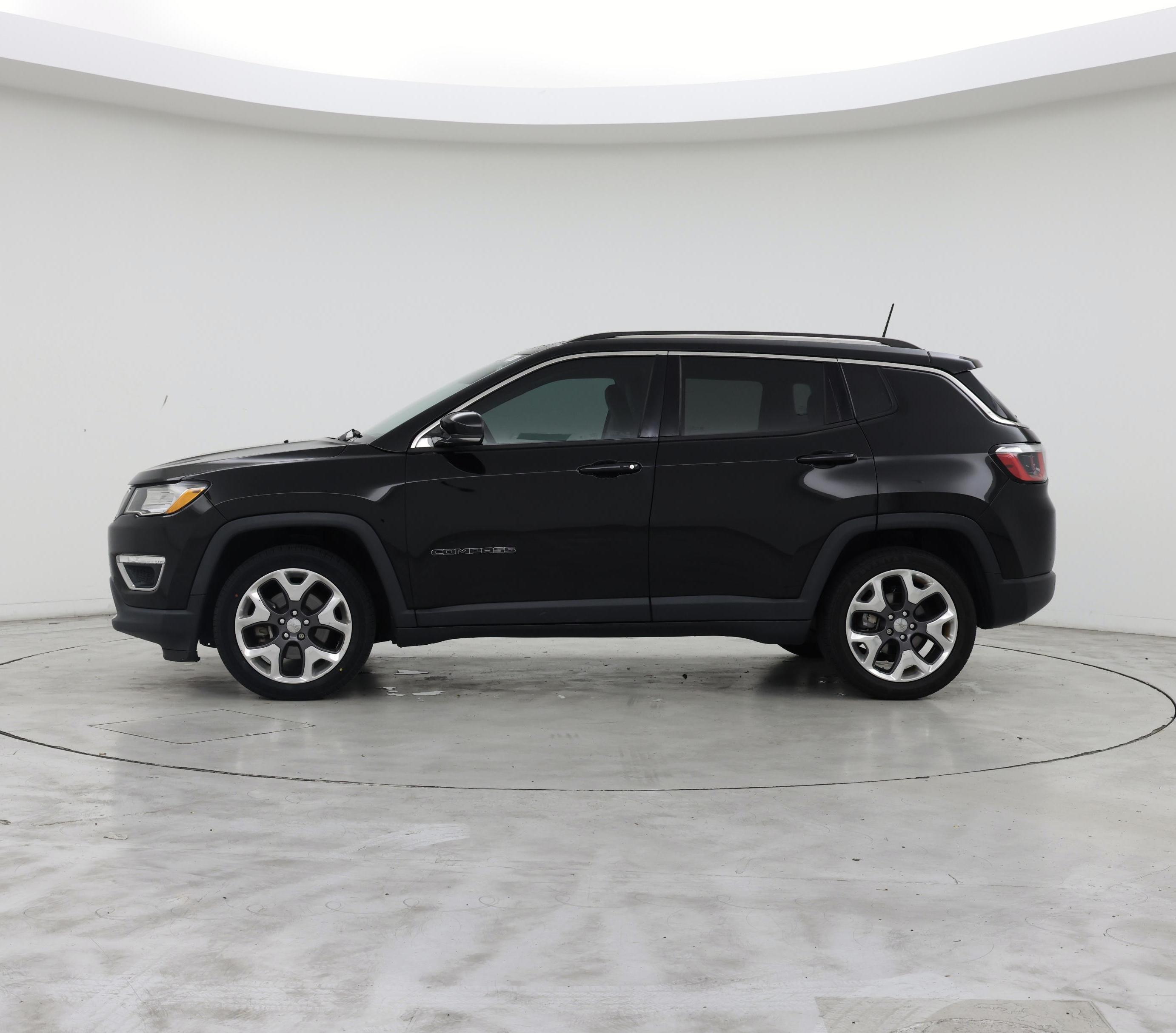 Thumbnail: 2018 Jeep Compass - 3
