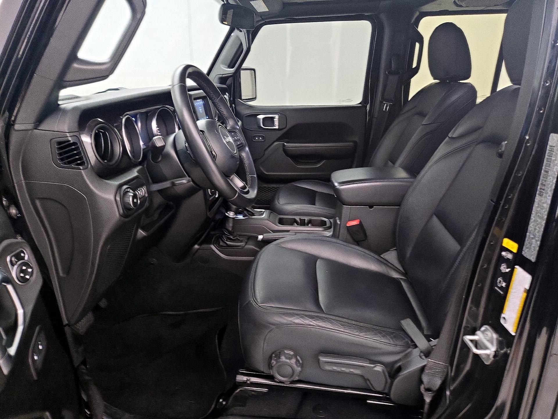 Thumbnail: 2020 Jeep Wrangler - 11