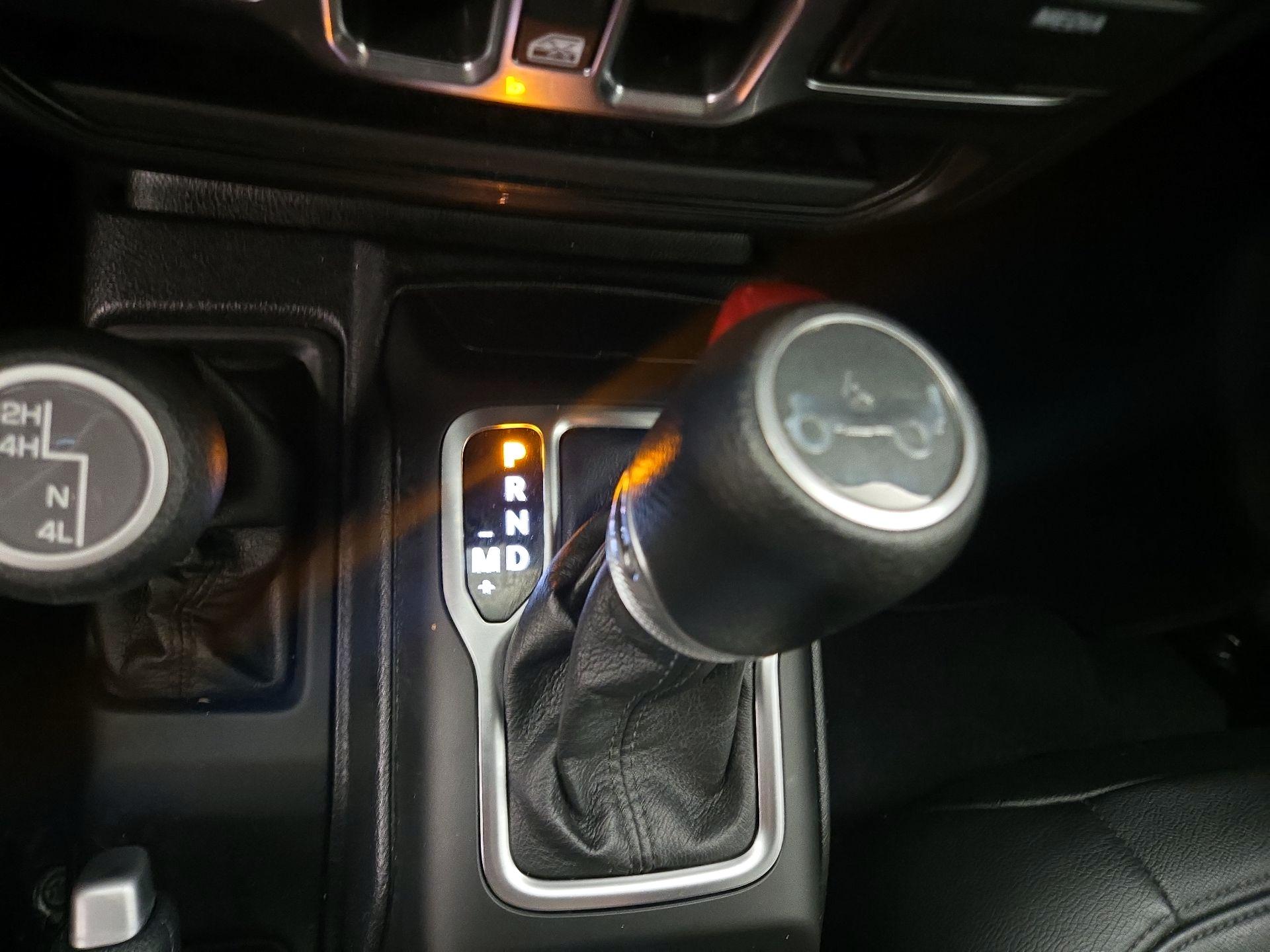 Thumbnail: 2020 Jeep Wrangler - 17