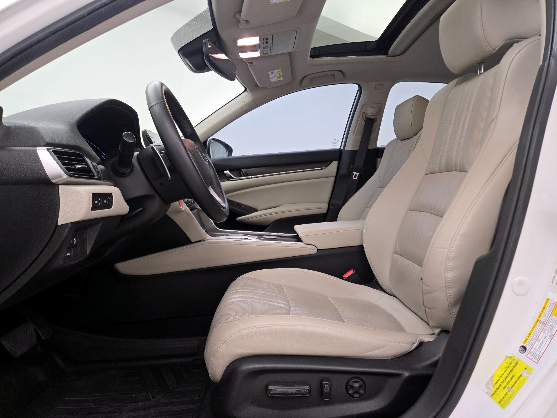 Thumbnail: 2019 Honda Accord - 11