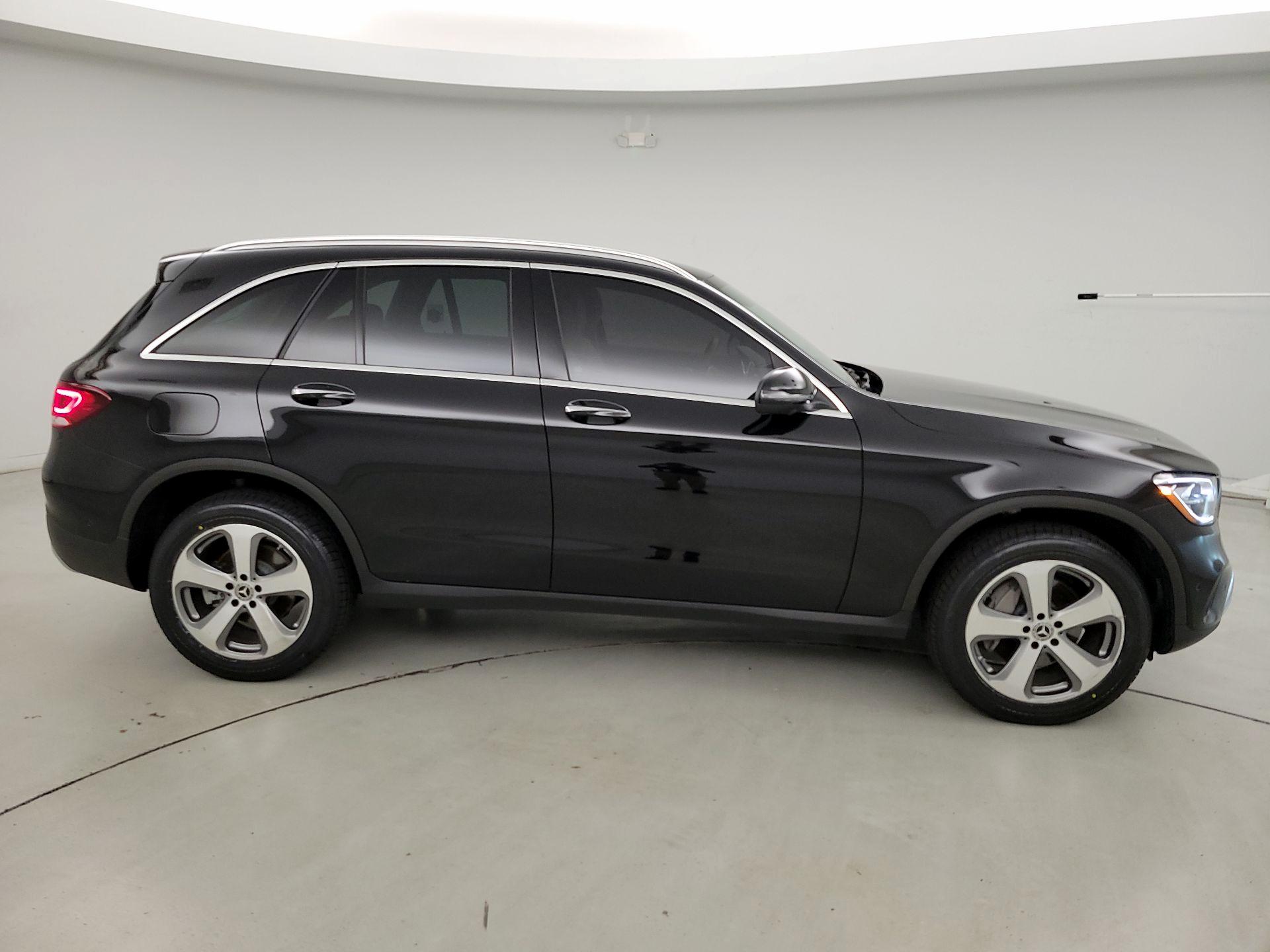 Thumbnail: 2022 Mercedes-Benz GLC - 4