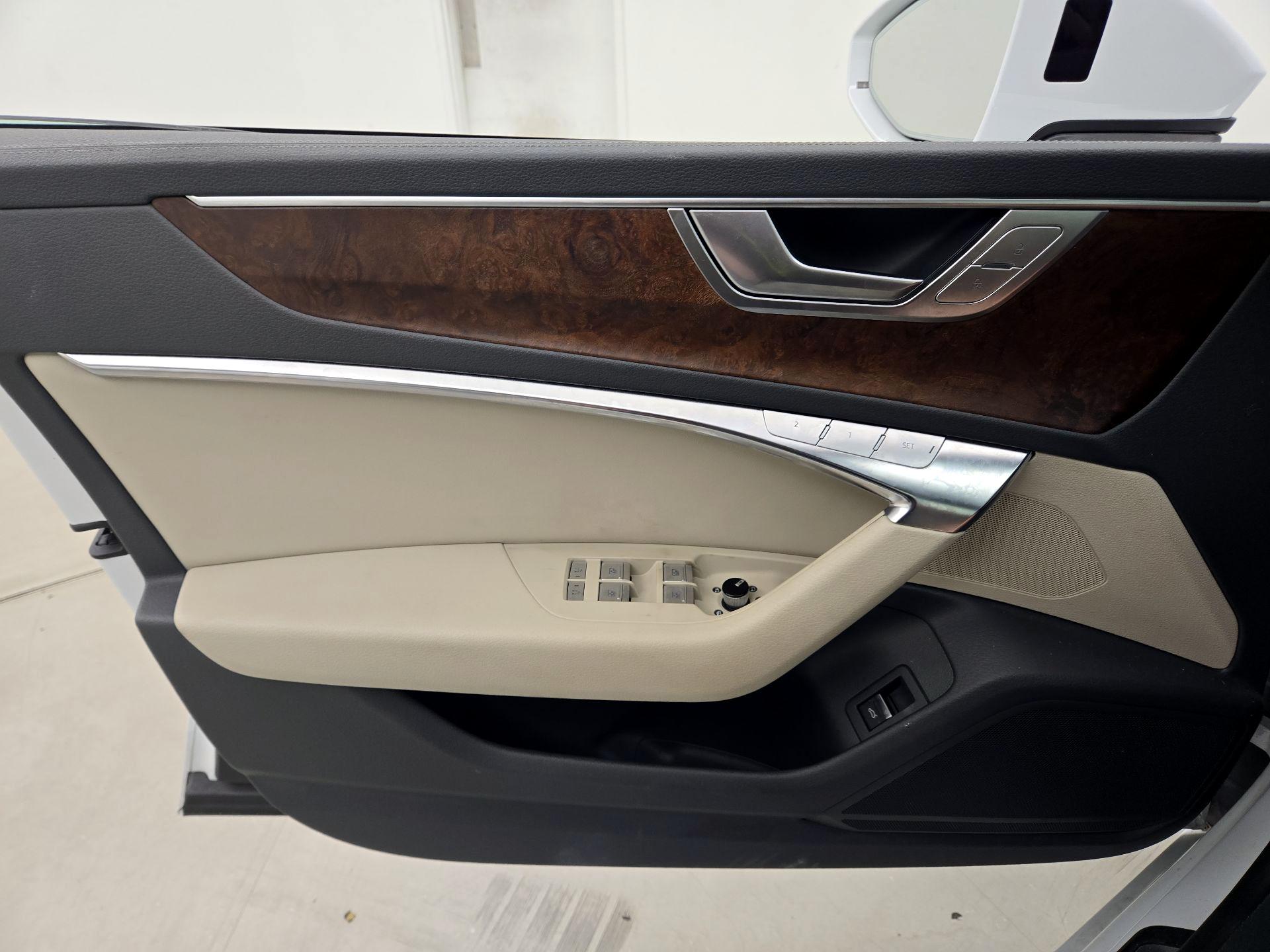 Thumbnail: 2020 Audi A7 - 12