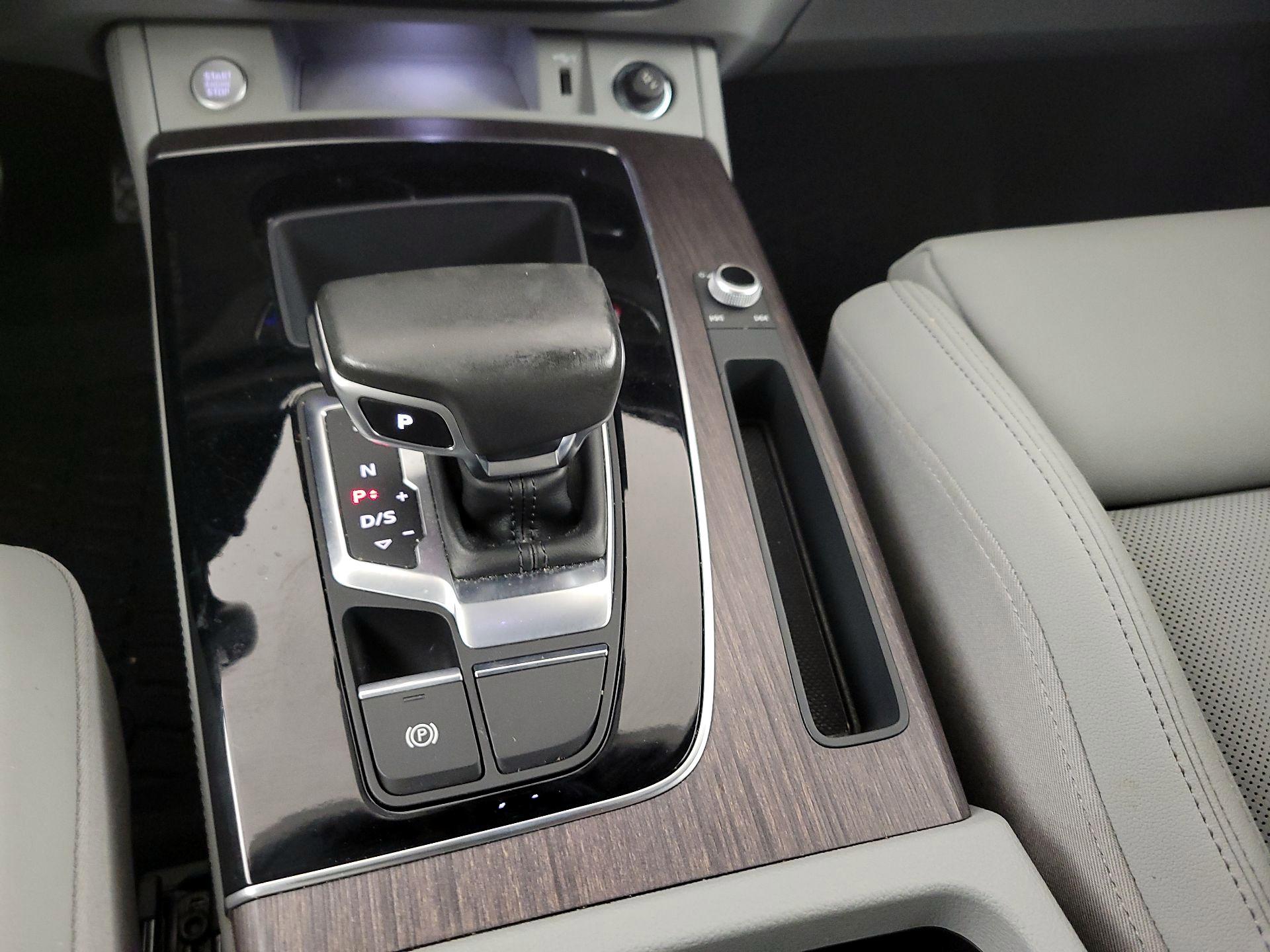Thumbnail: 2021 Audi Q5 - 16