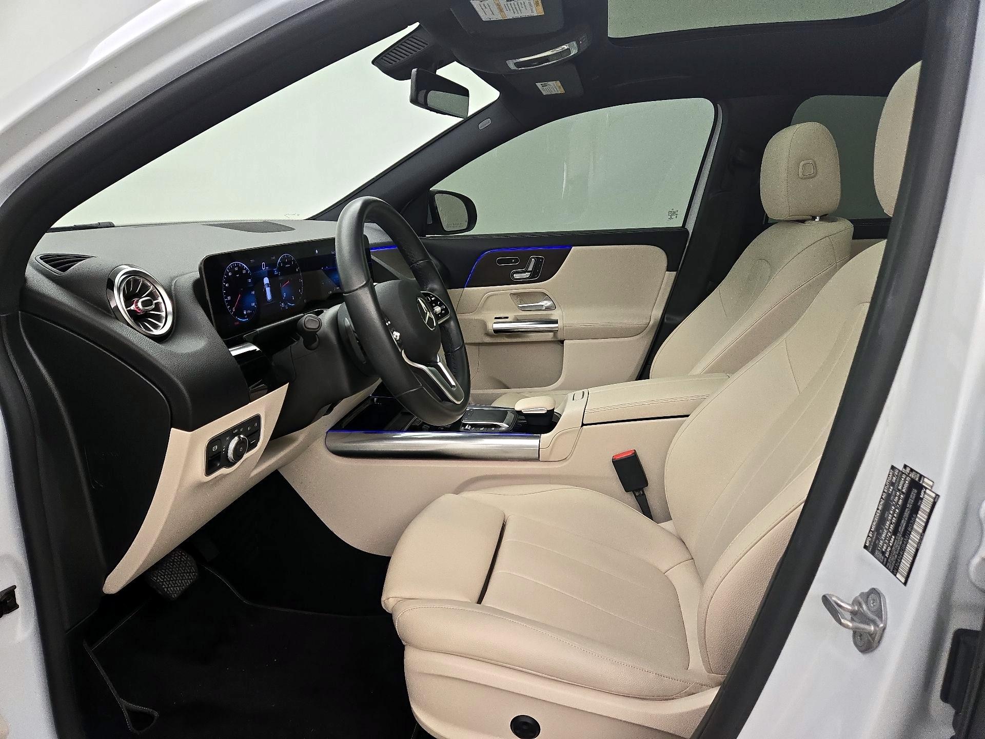 Thumbnail: 2021 Mercedes-Benz GLA - 11