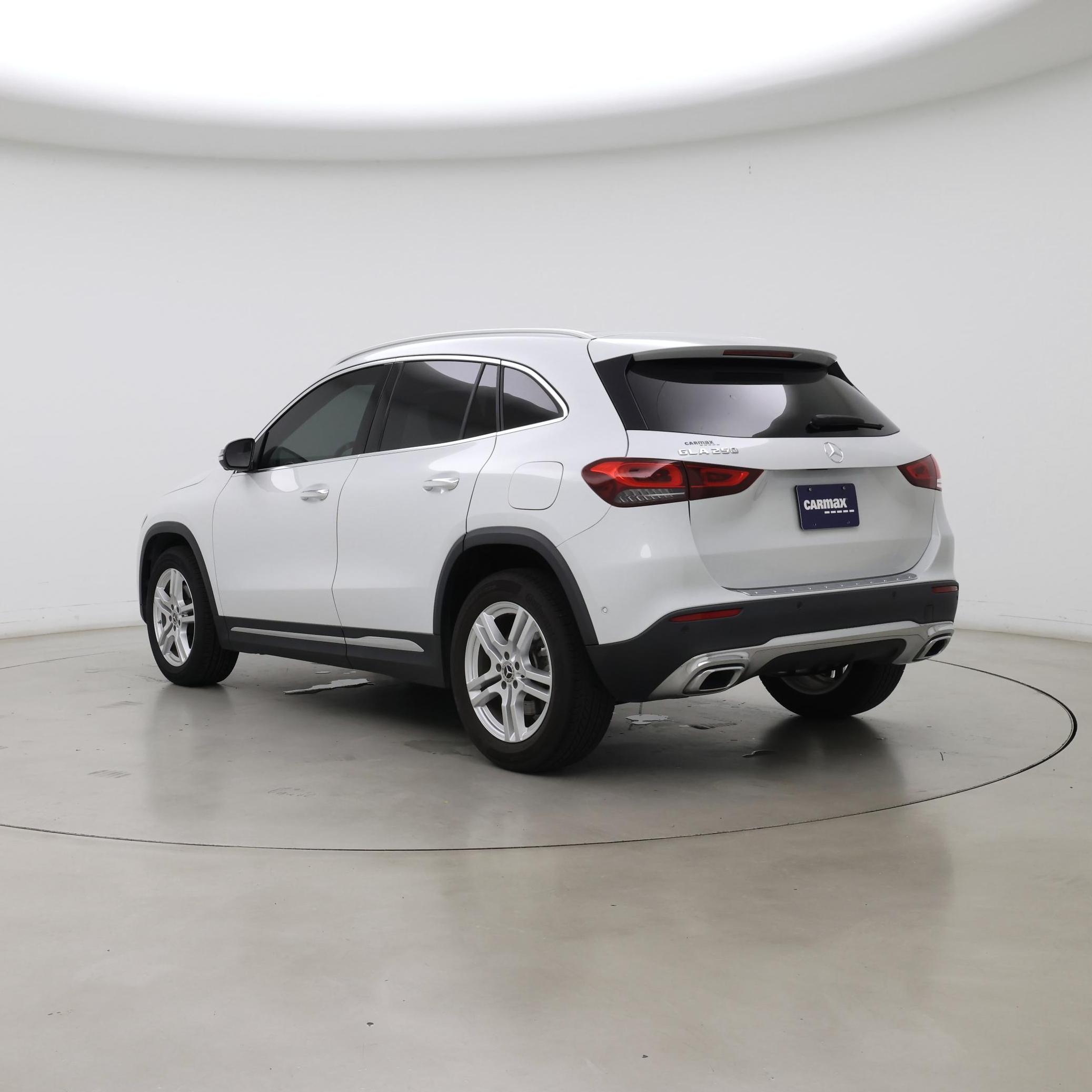 Thumbnail: 2021 Mercedes-Benz GLA - 2