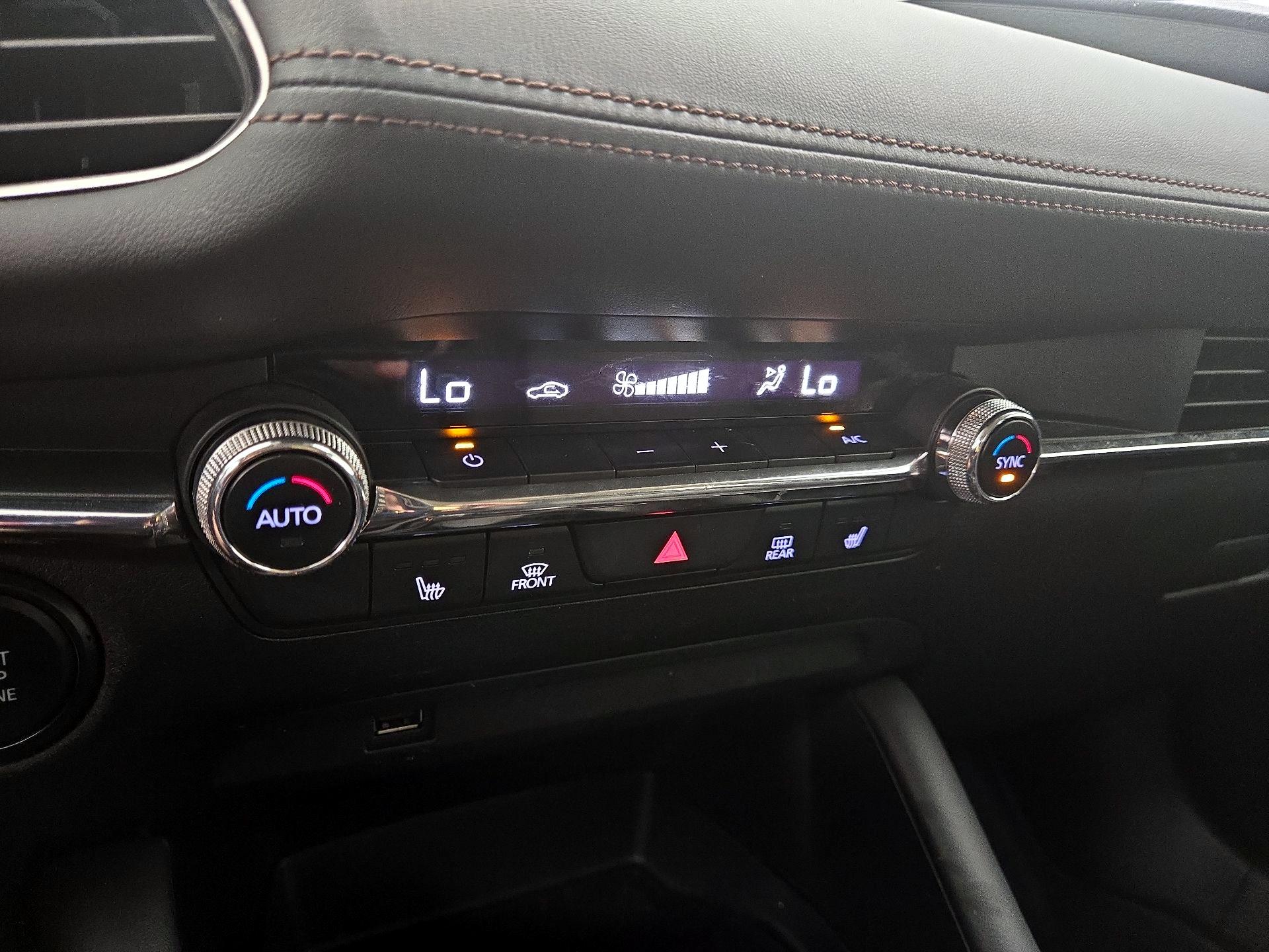 Thumbnail: 2021 Mazda Mazda3 - 16