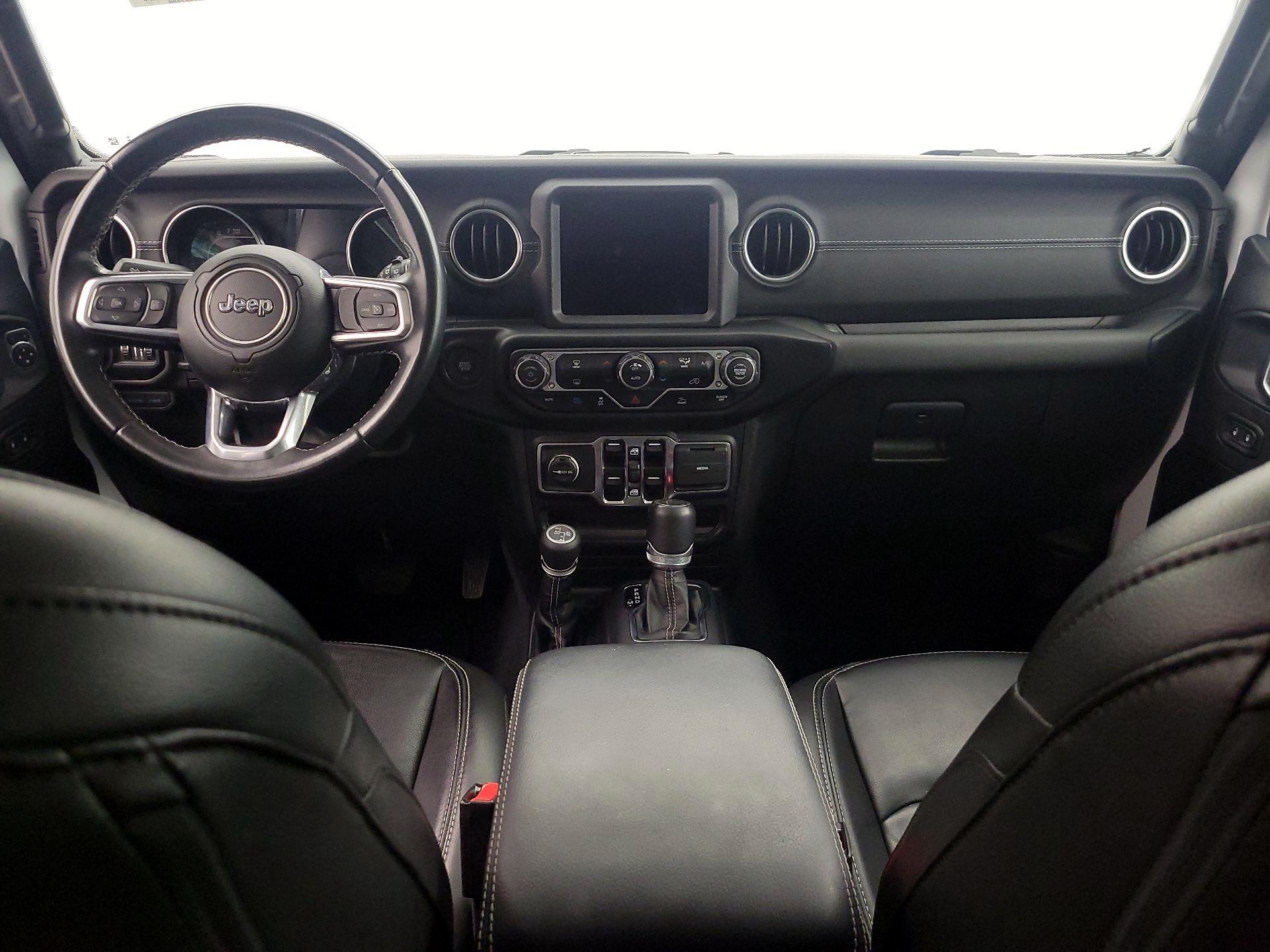 Thumbnail: 2022 Jeep Wrangler - 9